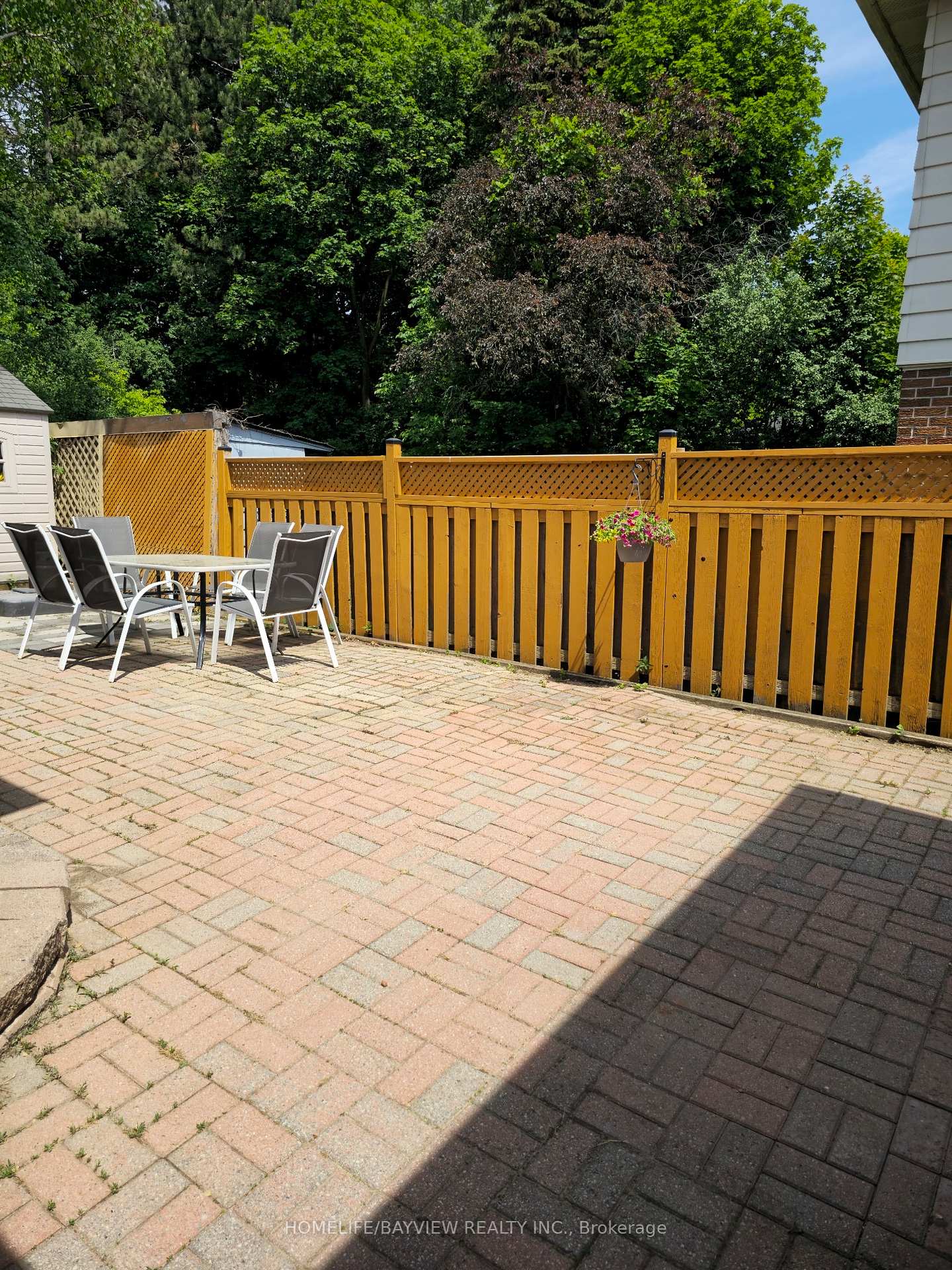 Photo 16 of 32 blue spruce Lane, Markham, Royal Orchard — HOMEH