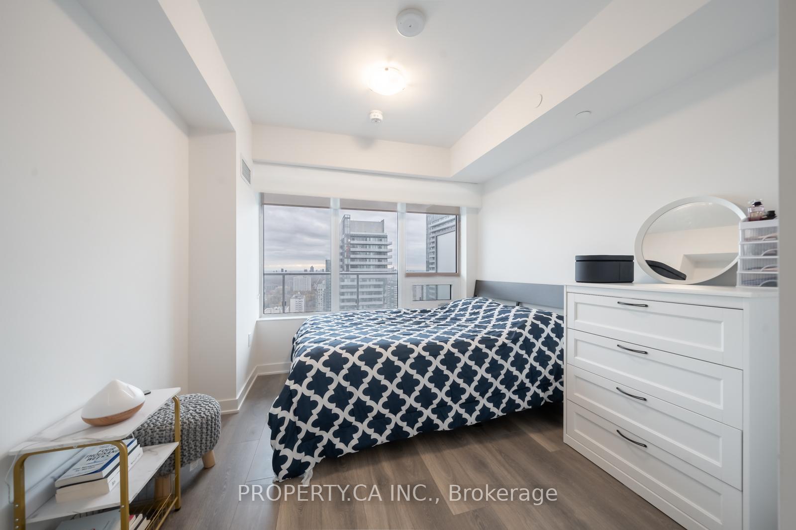 Photo 11 of Unit 3505, 195 Redpath Avenue, Toronto, Mount Pleasant West — HOMEH