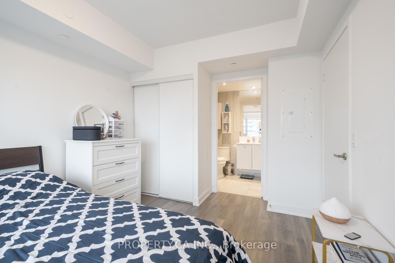 Photo 12 of Unit 3505, 195 Redpath Avenue, Toronto, Mount Pleasant West — HOMEH