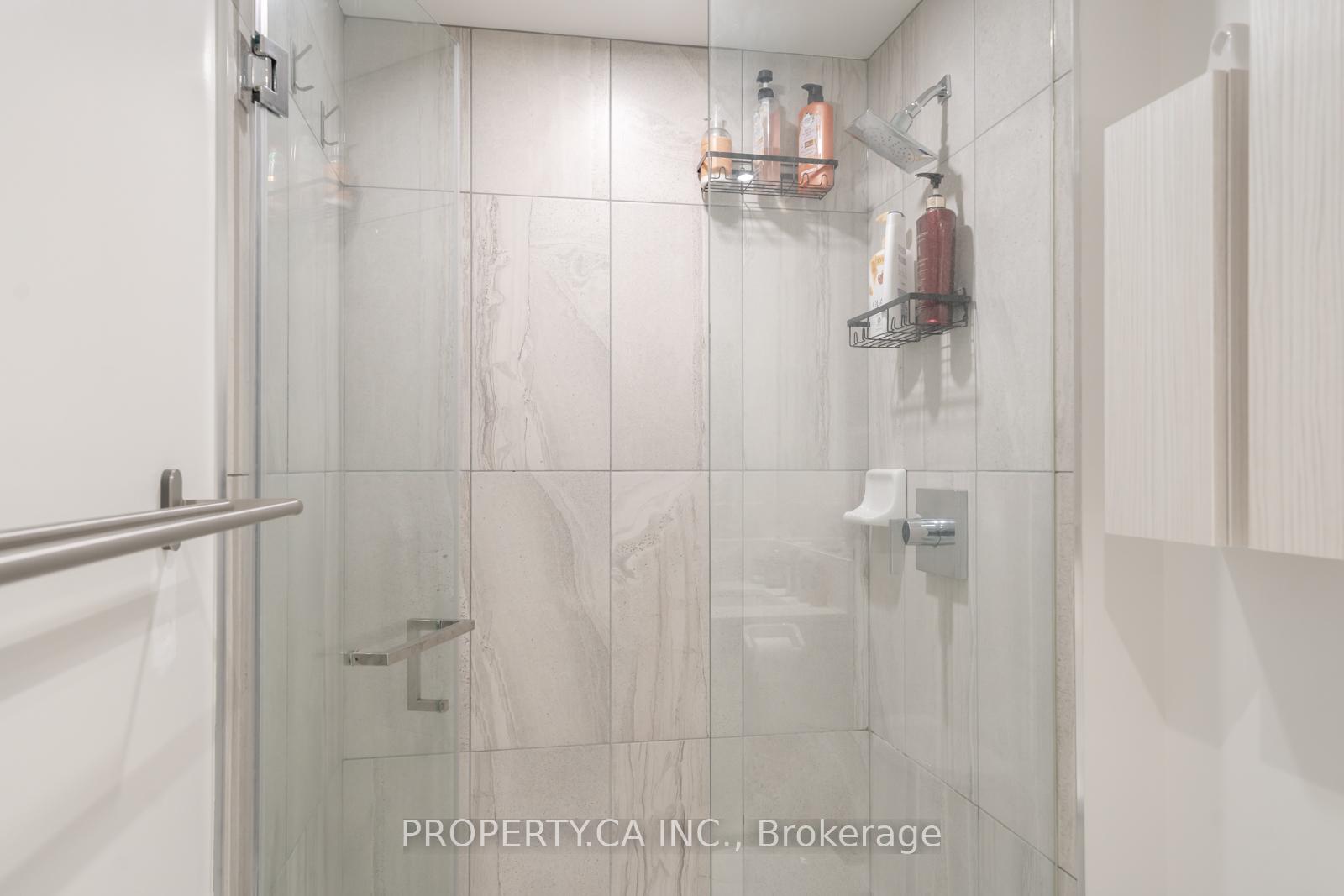 Photo 14 of Unit 3505, 195 Redpath Avenue, Toronto, Mount Pleasant West — HOMEH