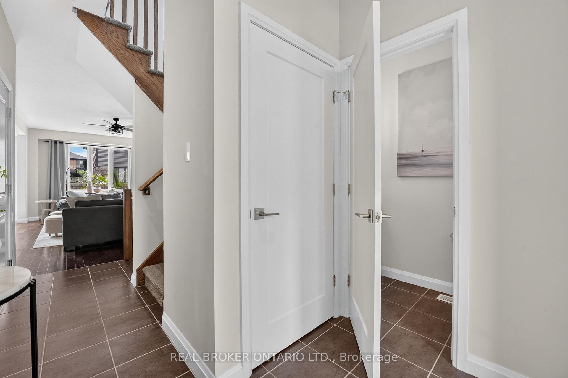 Photo 18 of 14 Harley Lane, Hamilton, Meadowlands — HOMEH