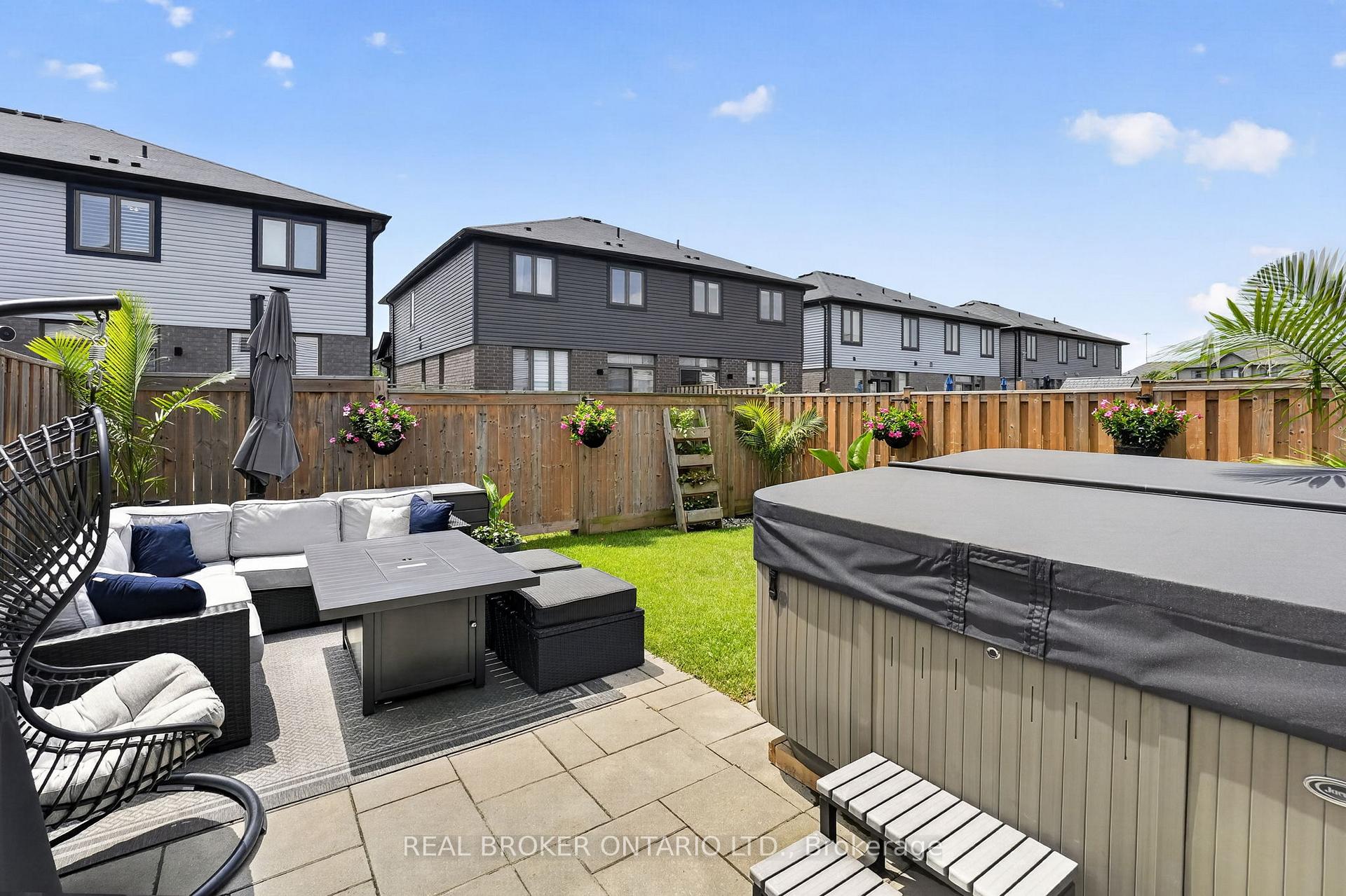 Photo 47 of 14 Harley Lane, Hamilton, Meadowlands — HOMEH
