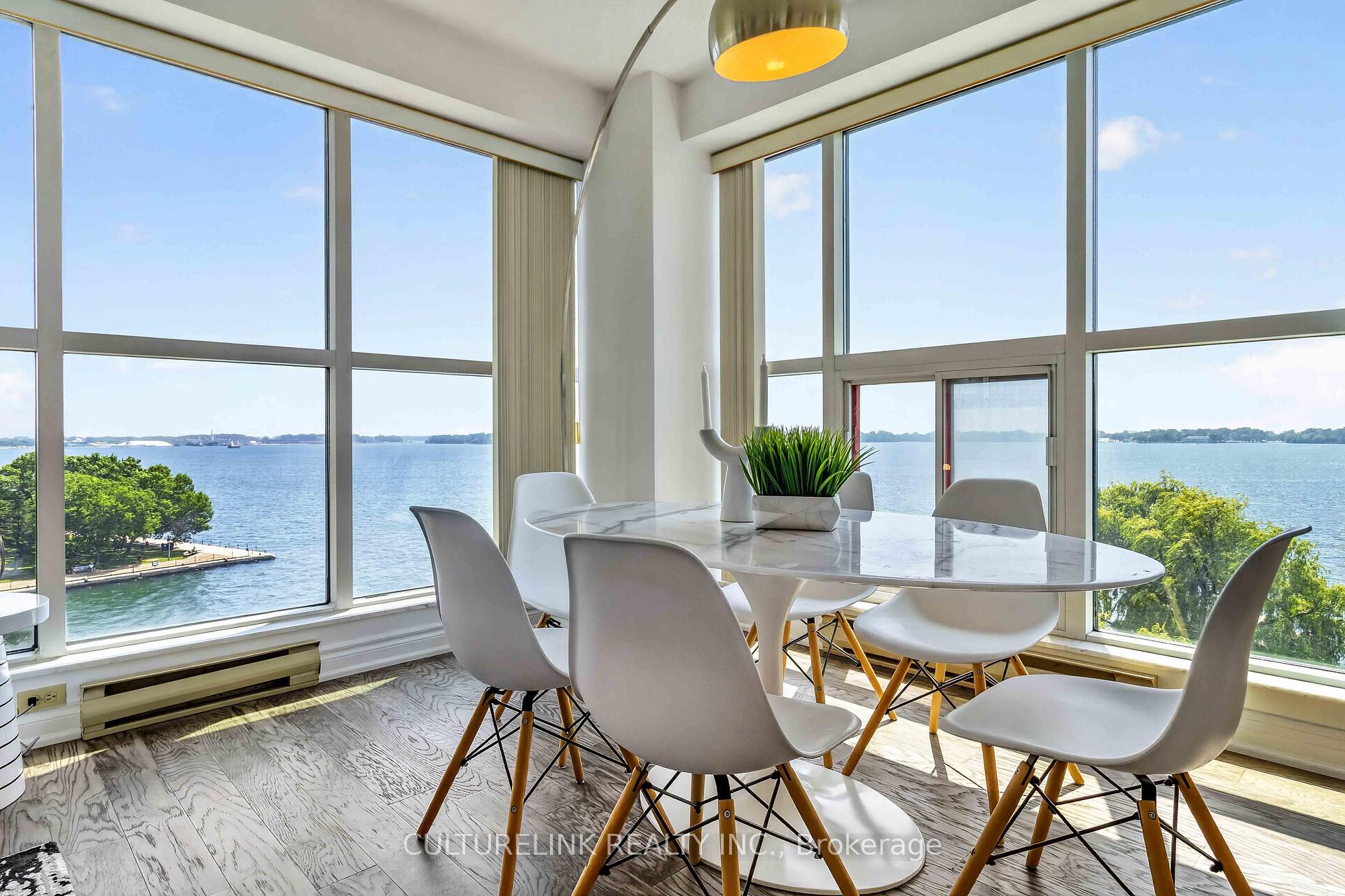 Photo 1 of Unit 807, 99 Harbour Square, Toronto, Waterfront Communities — HOMEH
