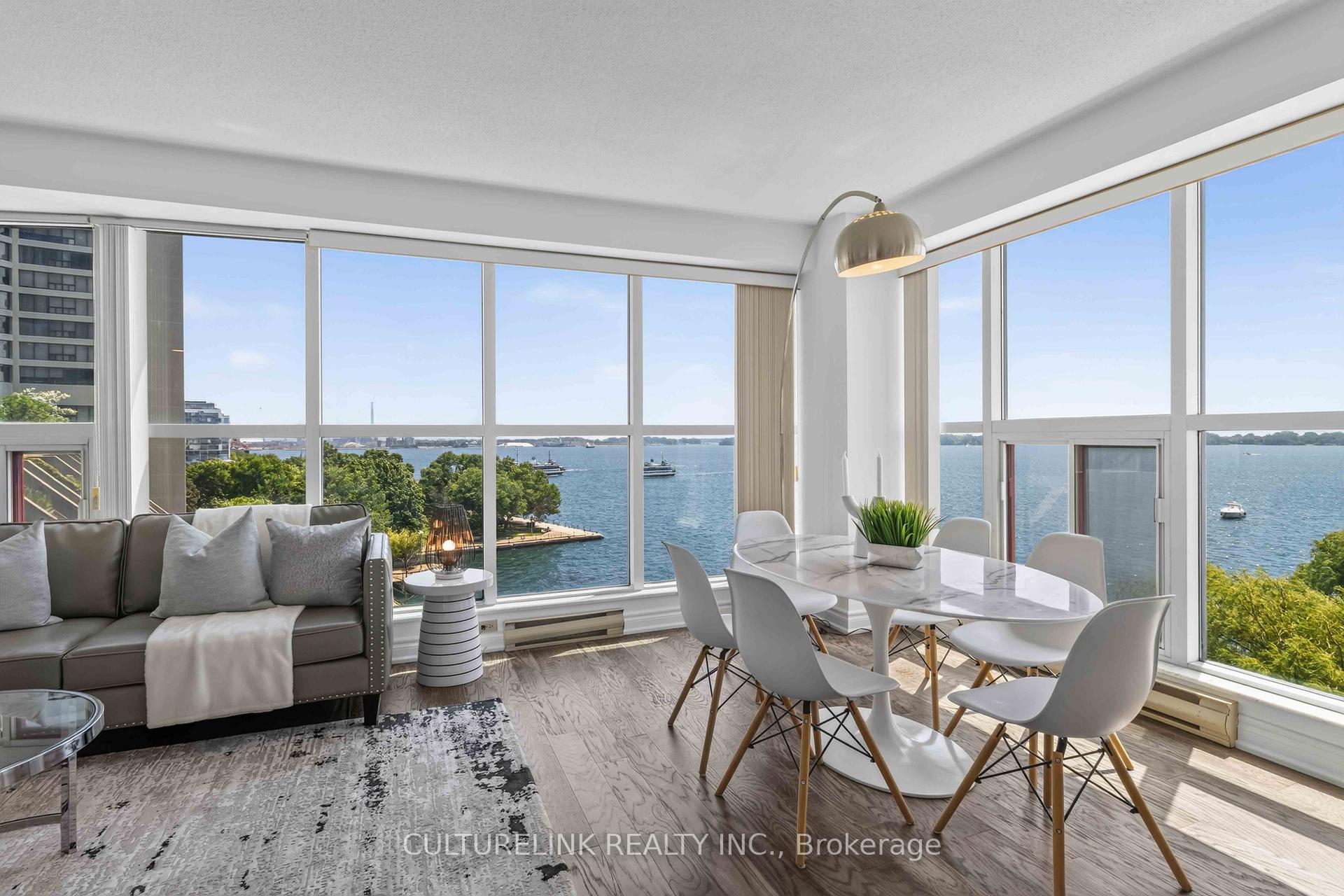 Photo 2 of Unit 807, 99 Harbour Square, Toronto, Waterfront Communities — HOMEH