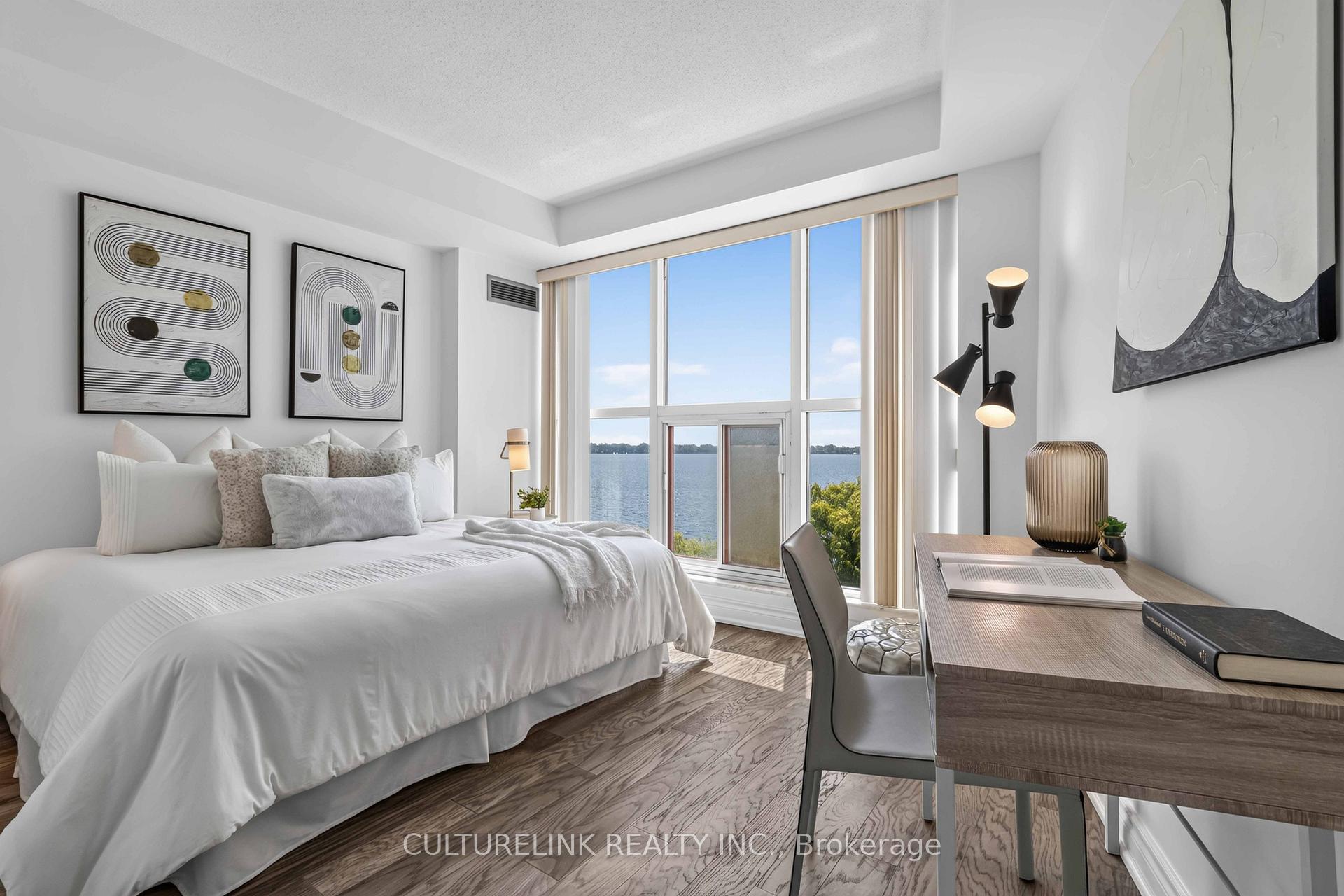 Photo 9 of Unit 807, 99 Harbour Square, Toronto, Waterfront Communities — HOMEH