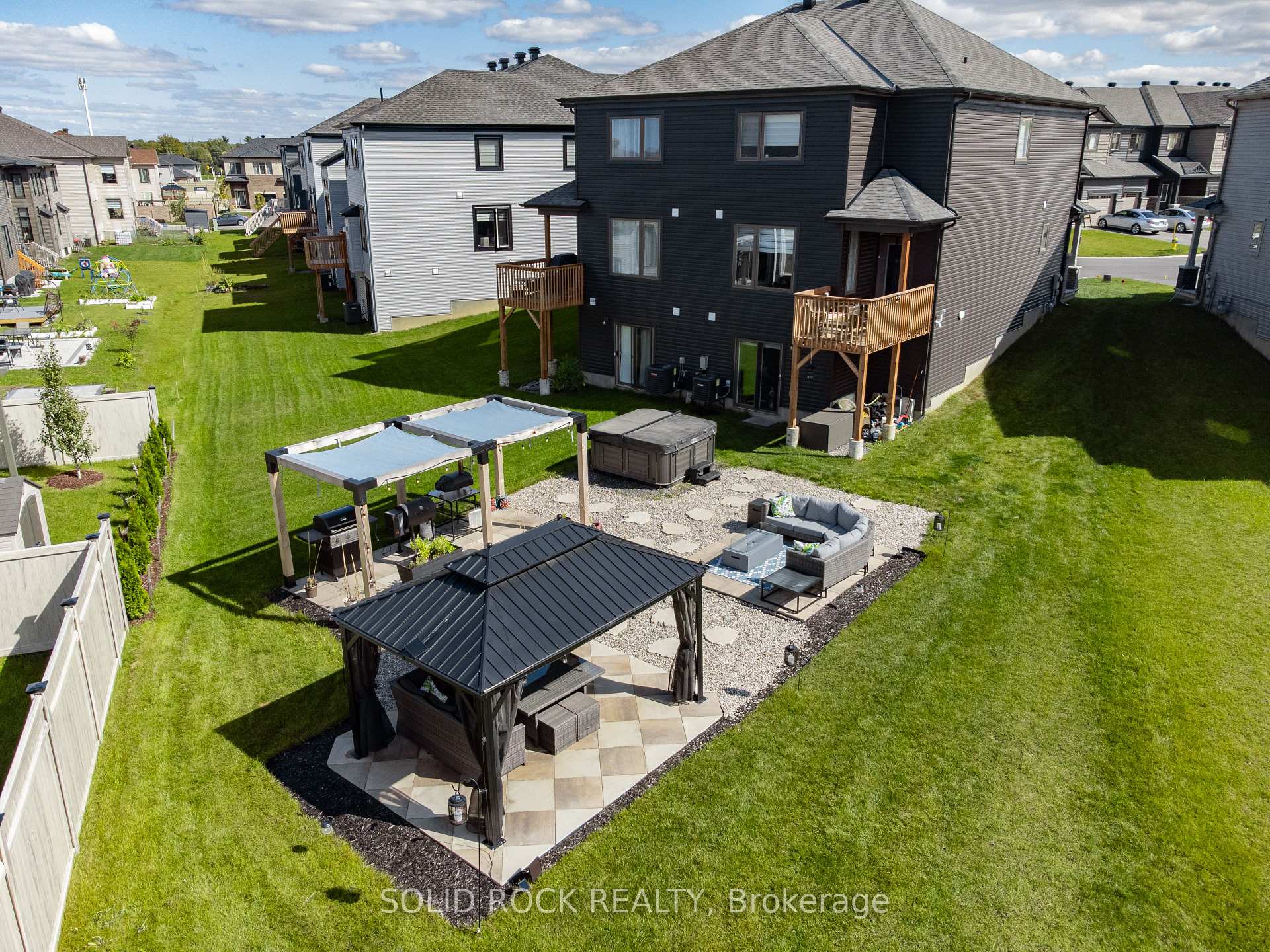 Photo 58 of 335 Grackle Street, Ottawa, Blossom Park/Kemp Park/Findlay Creek — HOMEH