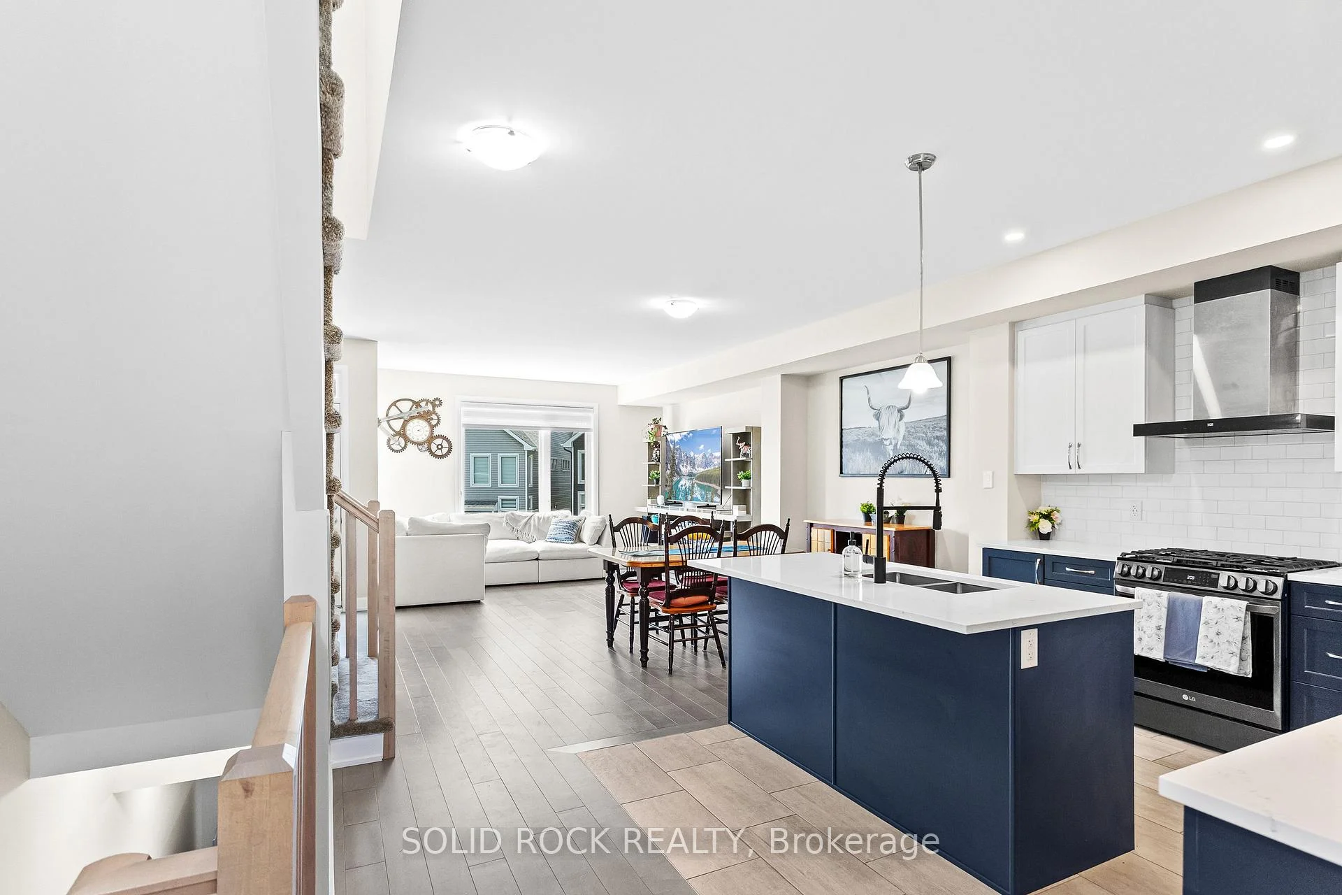 Photo 12 of 335 Grackle Street, Ottawa, Blossom Park/Kemp Park/Findlay Creek — HOMEH