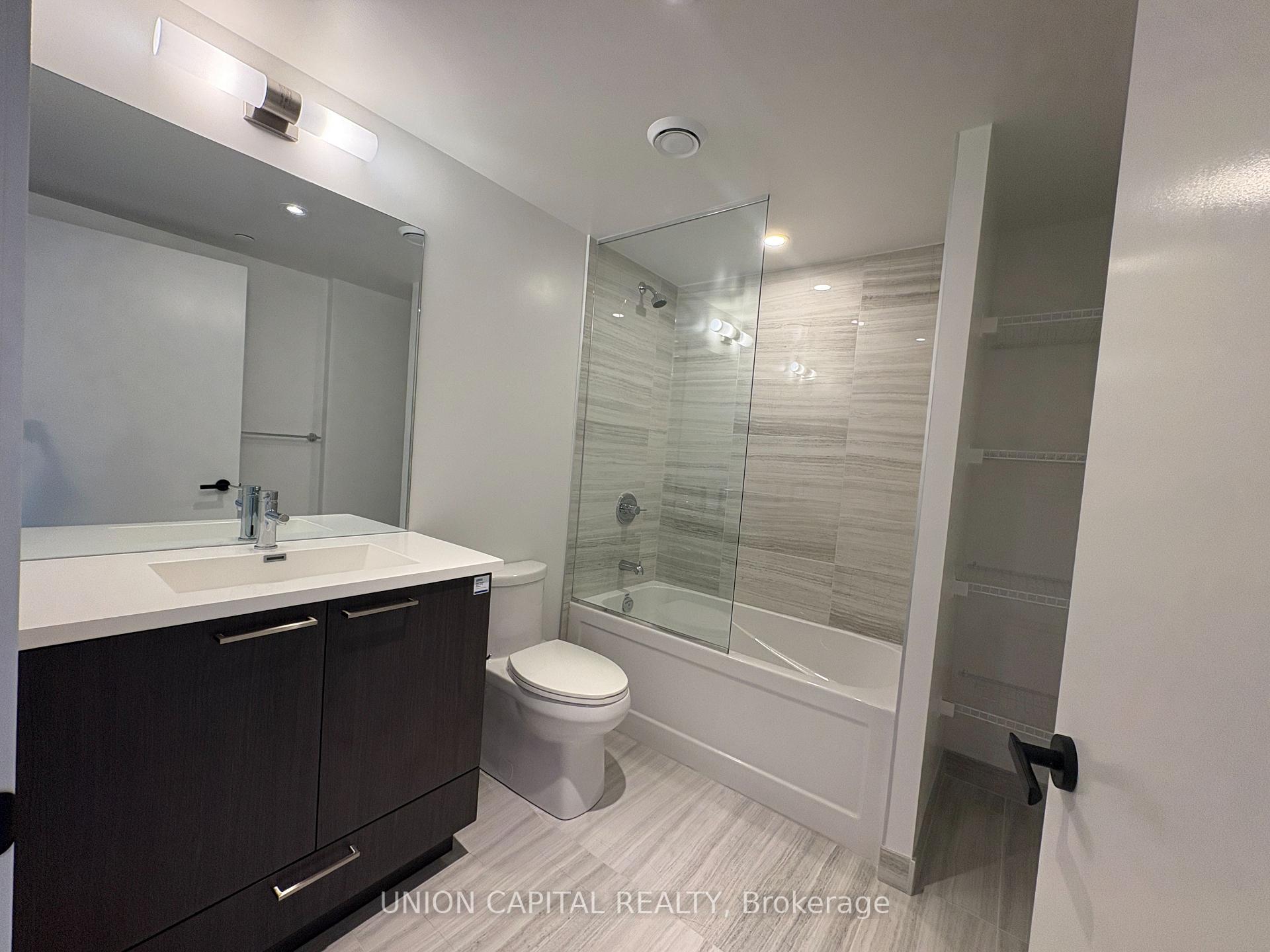Photo 4 of Unit 1111, 195 Commerce Street, Vaughan, Concord — HOMEH