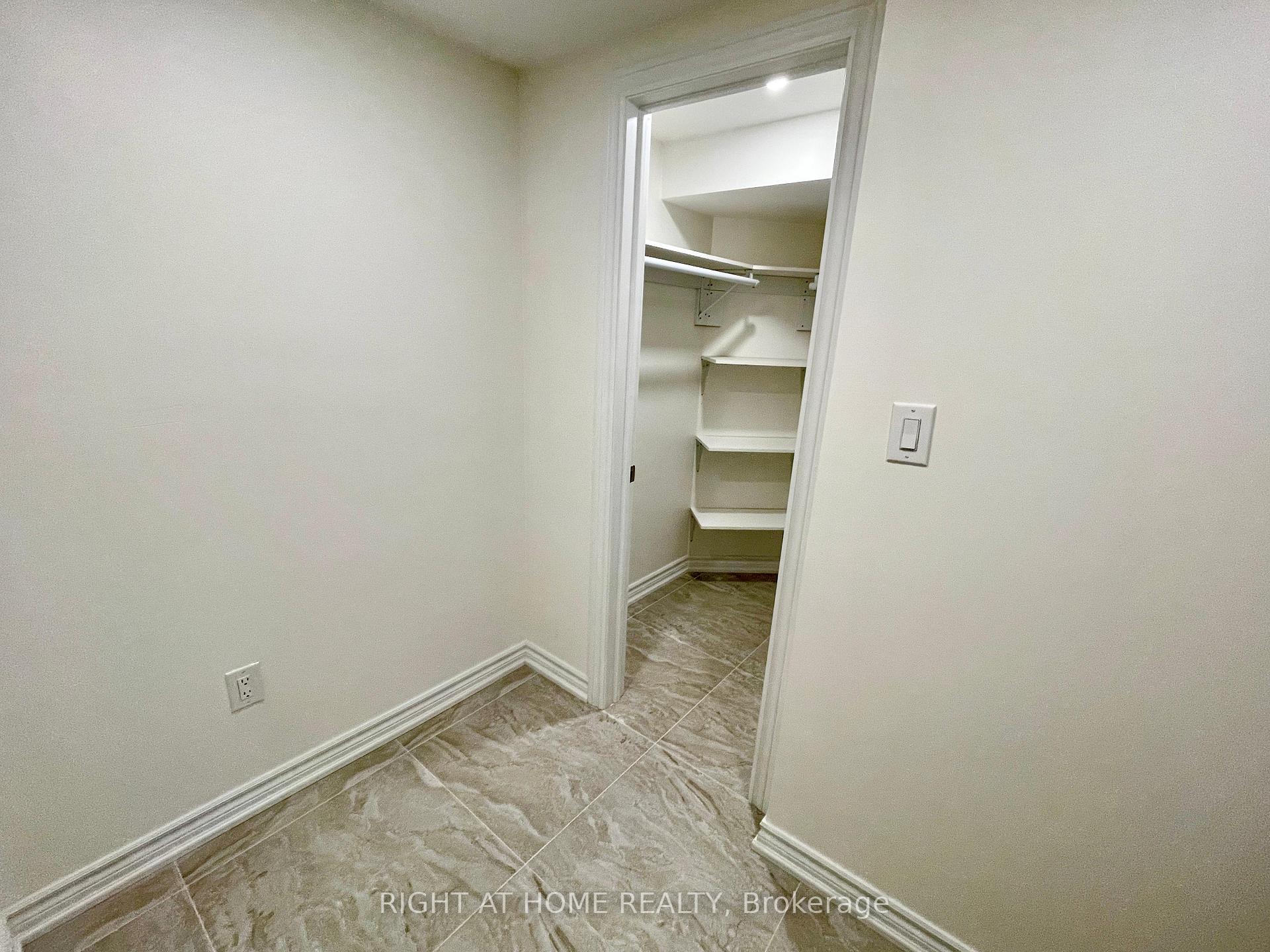 Photo 11 of Unit Basement, 106 Vivians Crescent, Brampton, Fletcher's West — HOMEH