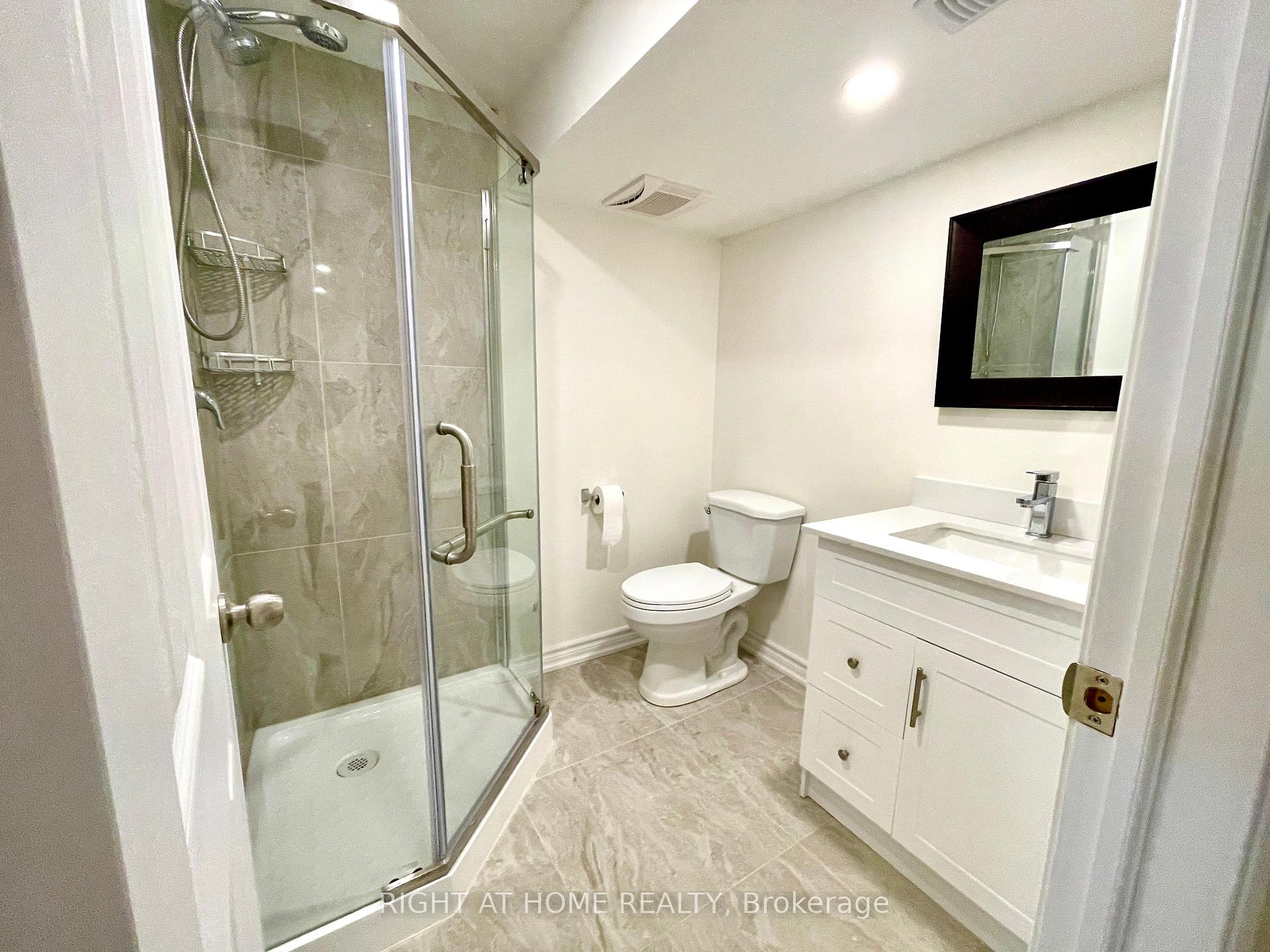 Photo 13 of Unit Basement, 106 Vivians Crescent, Brampton, Fletcher's West — HOMEH