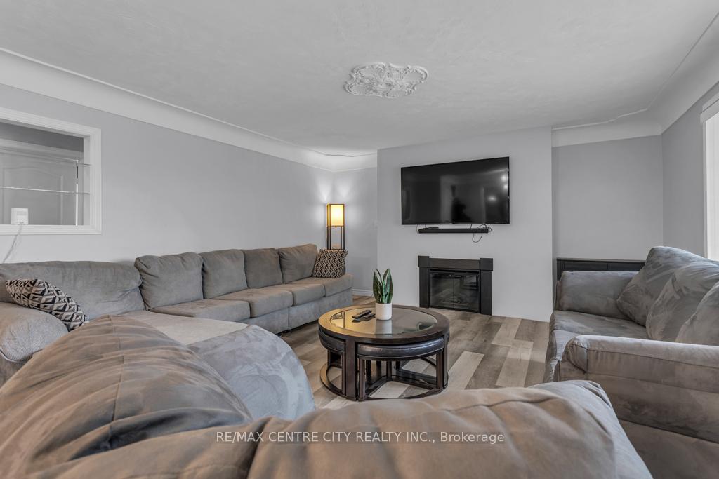 Photo 6 of 303 Simcoe Street, Norwich, Rural Norwich — HOMEH