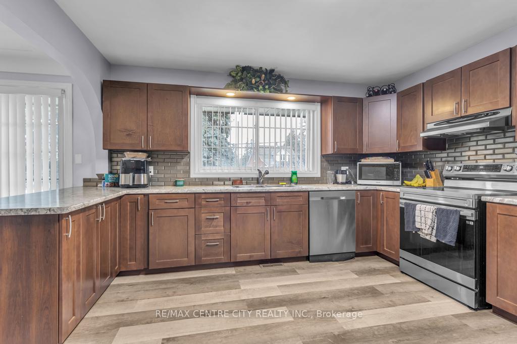 Photo 13 of 303 Simcoe Street, Norwich, Rural Norwich — HOMEH
