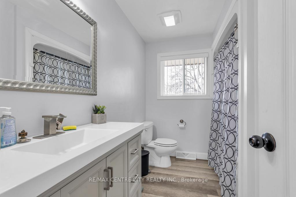 Photo 26 of 303 Simcoe Street, Norwich, Rural Norwich — HOMEH