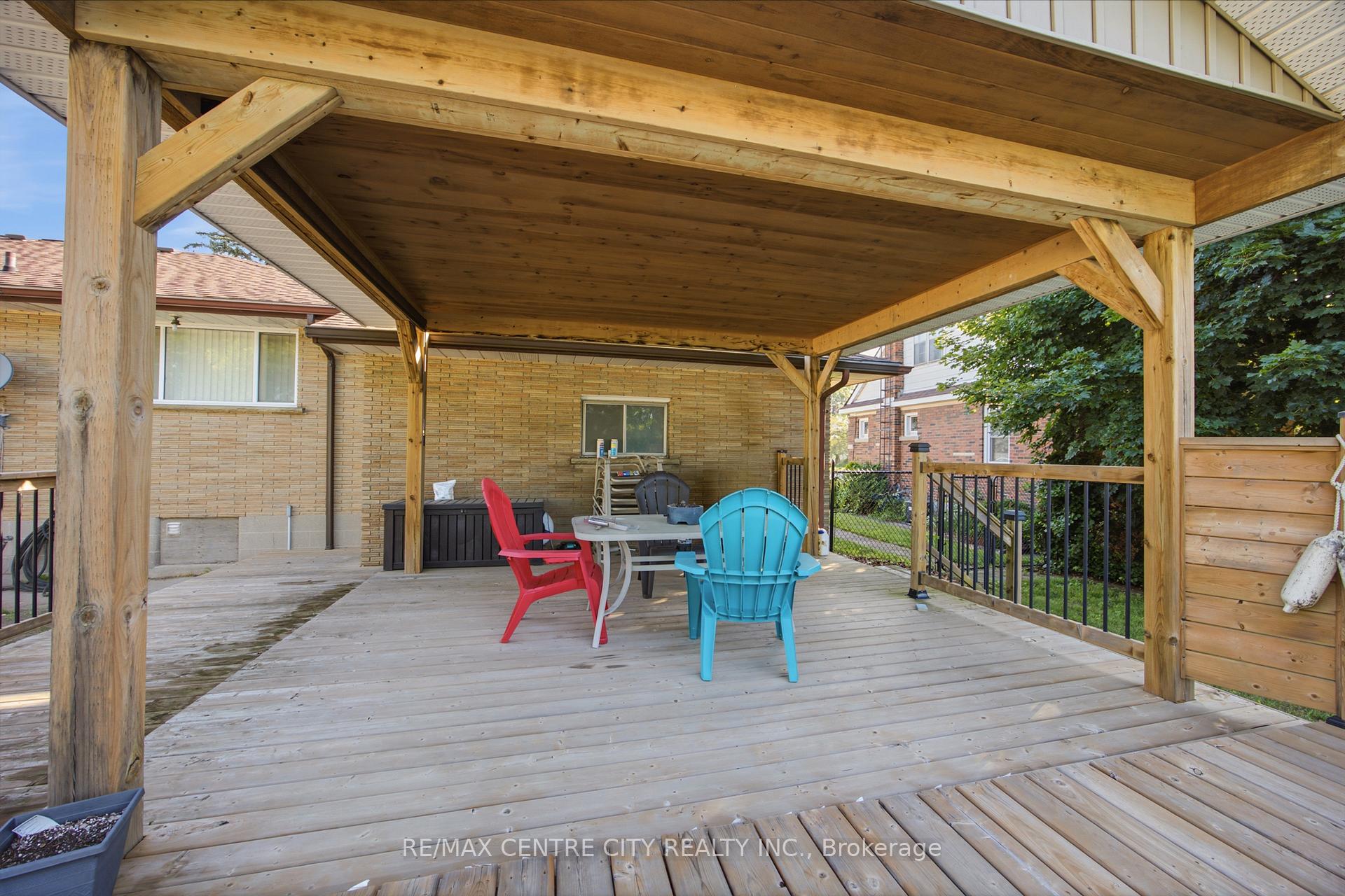Photo 44 of 303 Simcoe Street, Norwich, Rural Norwich — HOMEH
