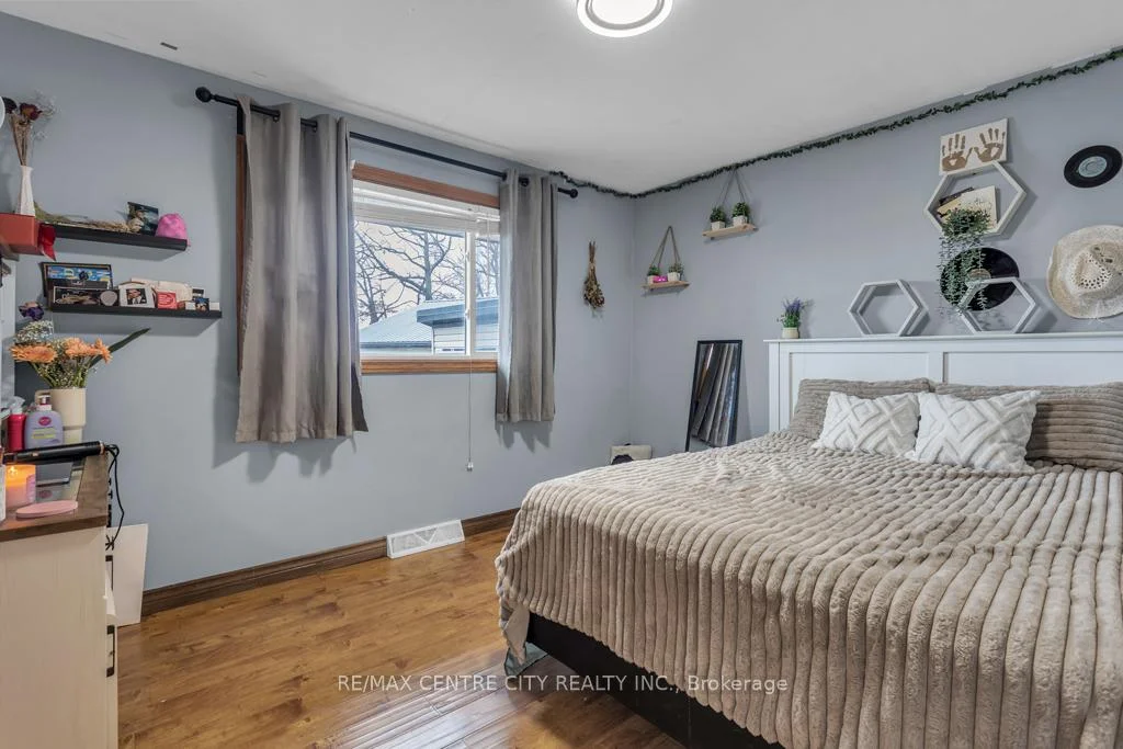 Photo 14 of 303 Simcoe Street, Norwich, Rural Norwich — HOMEH