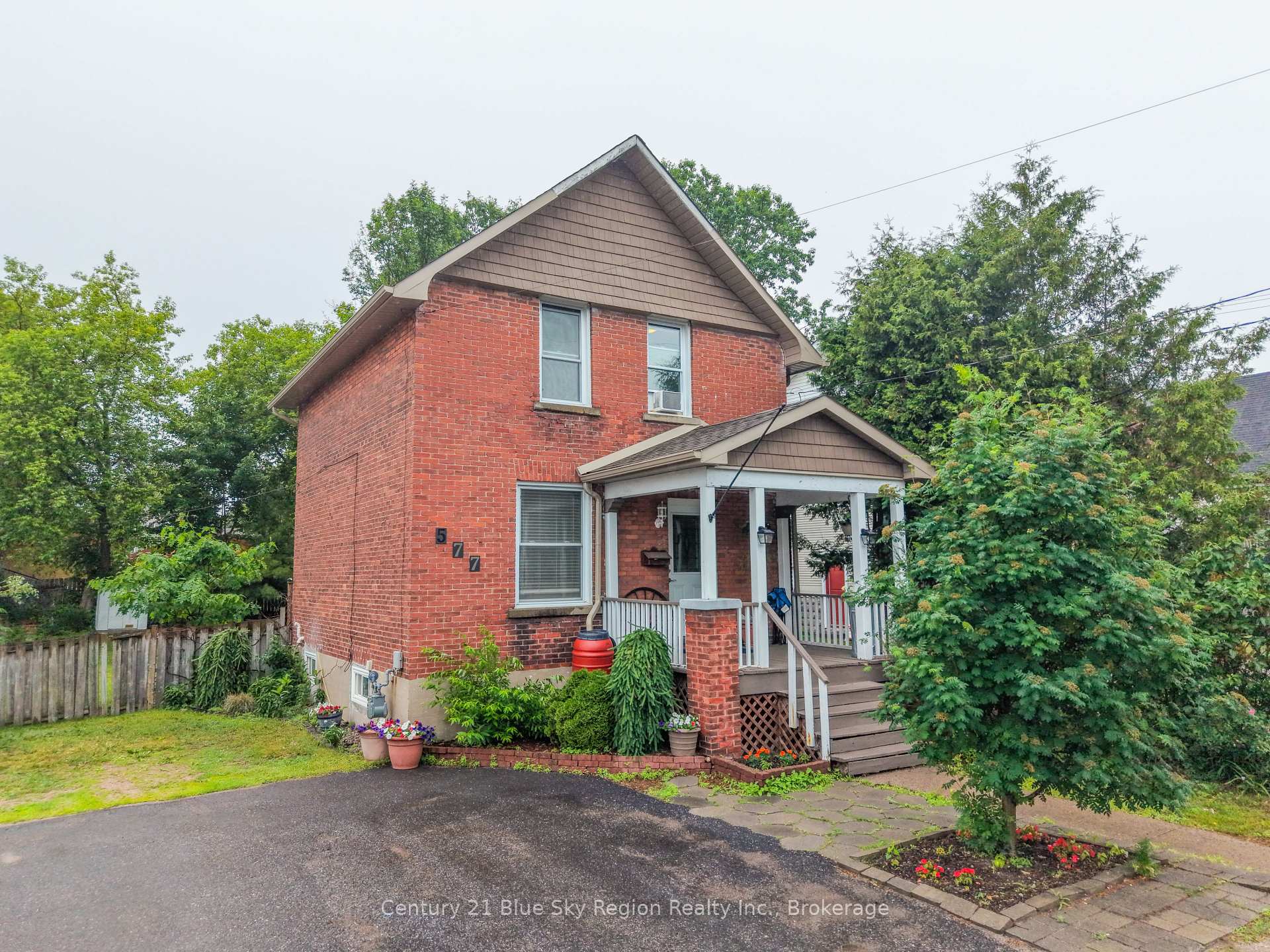 Photo 1 of 577 O'Brien Street, North Bay, Central — HOMEH