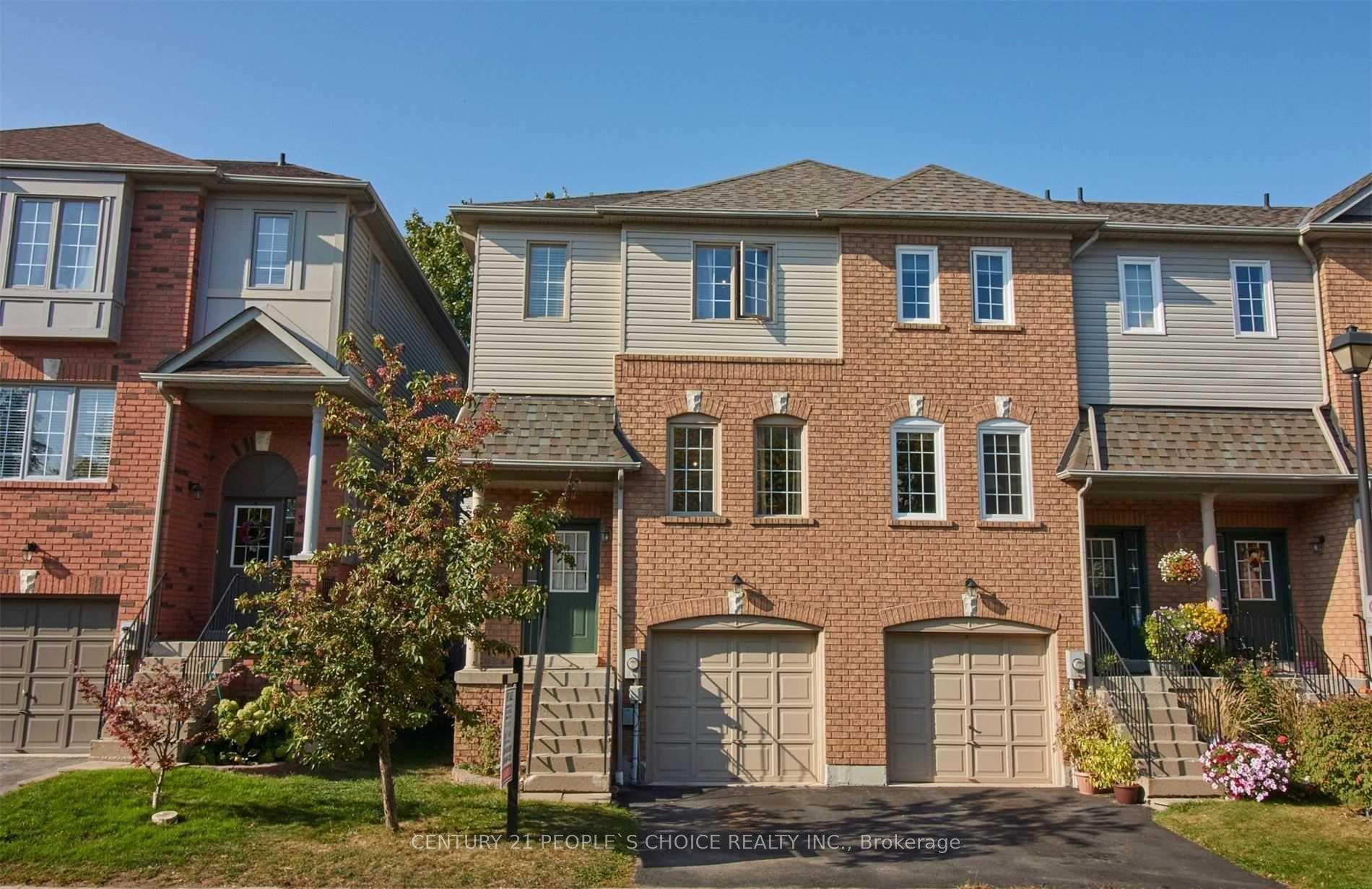 Front of Unit 15, 33 Aspen Park Way