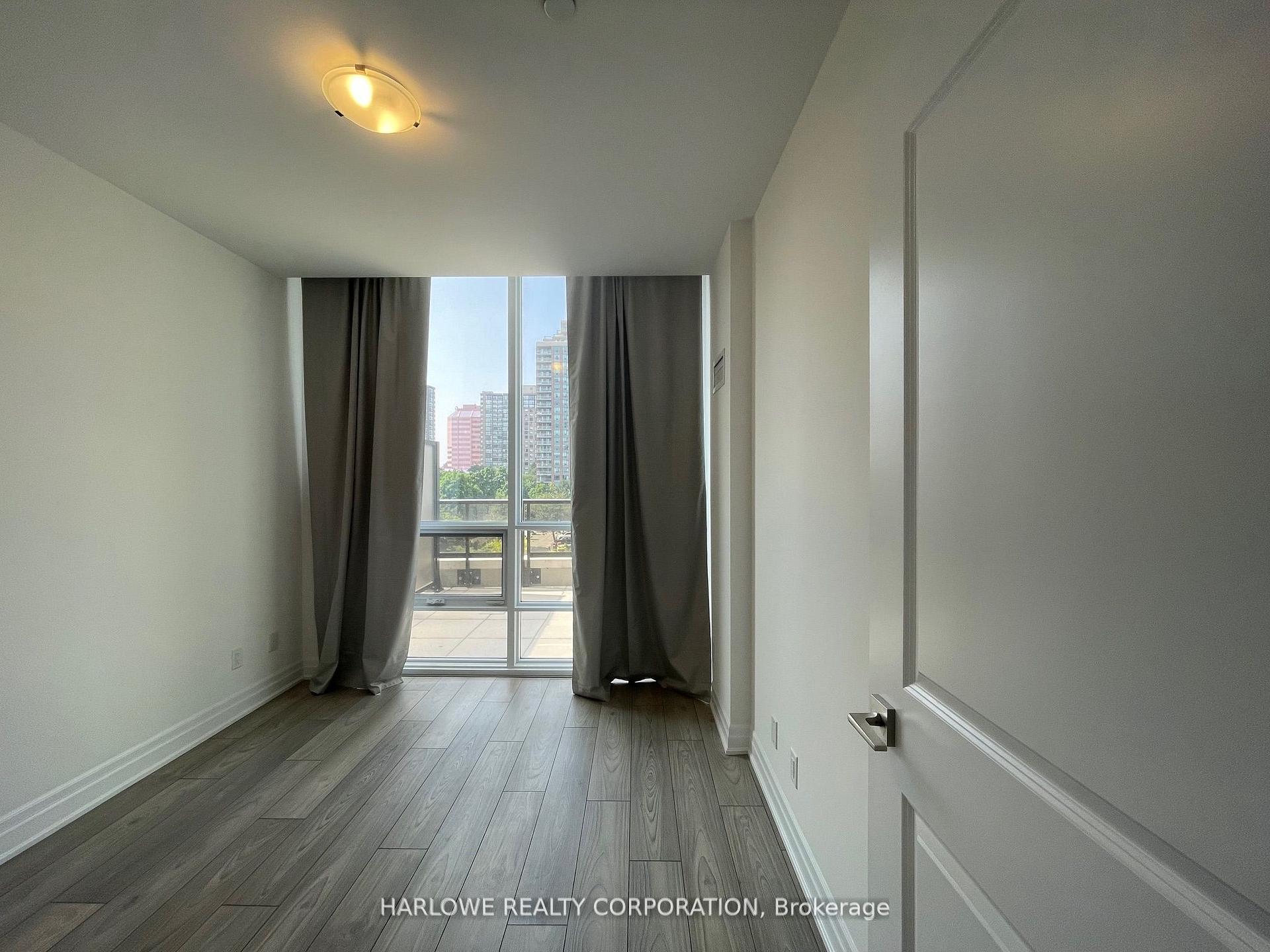Photo 9 of Unit 501, 36 Elm Drive, Mississauga, Fairview — HOMEH