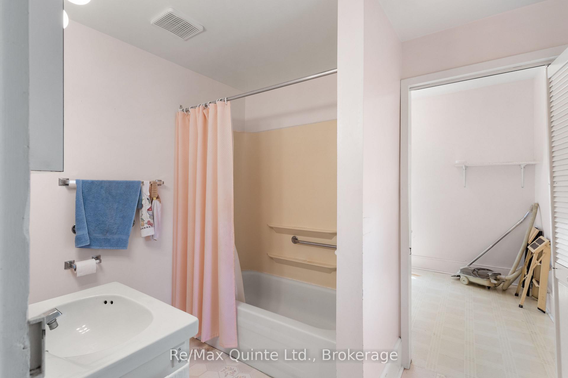 Photo 24 of 15064 Telephone Road, Brighton, Rural Brighton — HOMEH