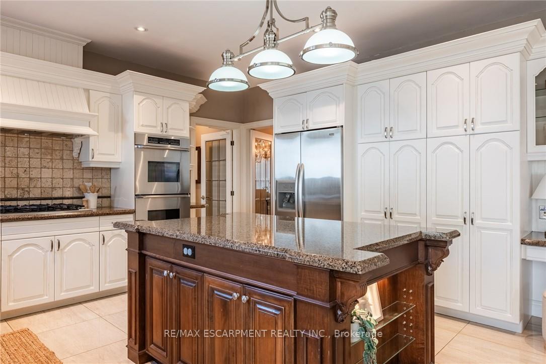 Photo 29 of 17 Lochside Drive, Hamilton, Winona Park — HOMEH