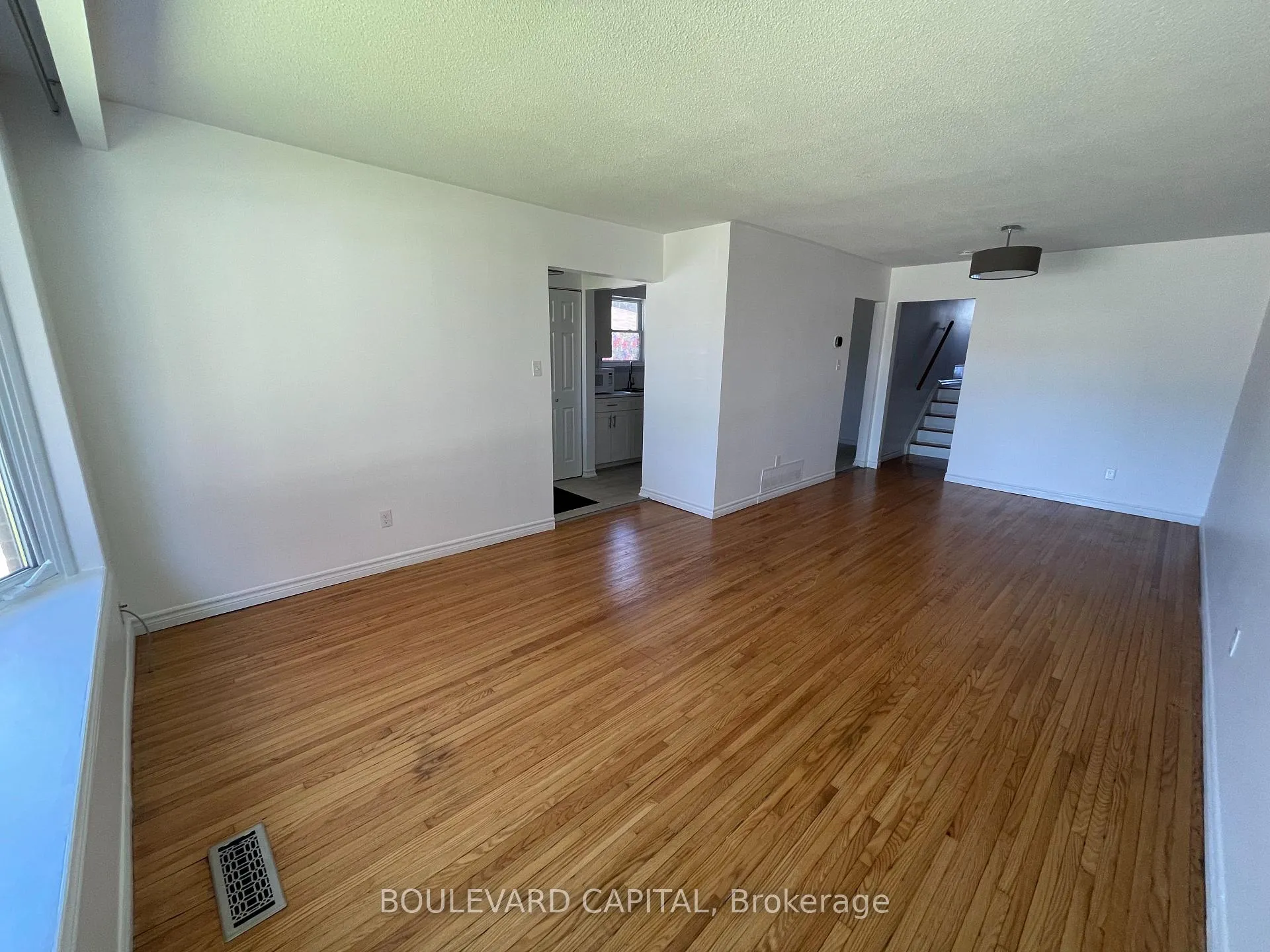 Photo 3 of 241 Simon Street, Shelburne — HOMEH