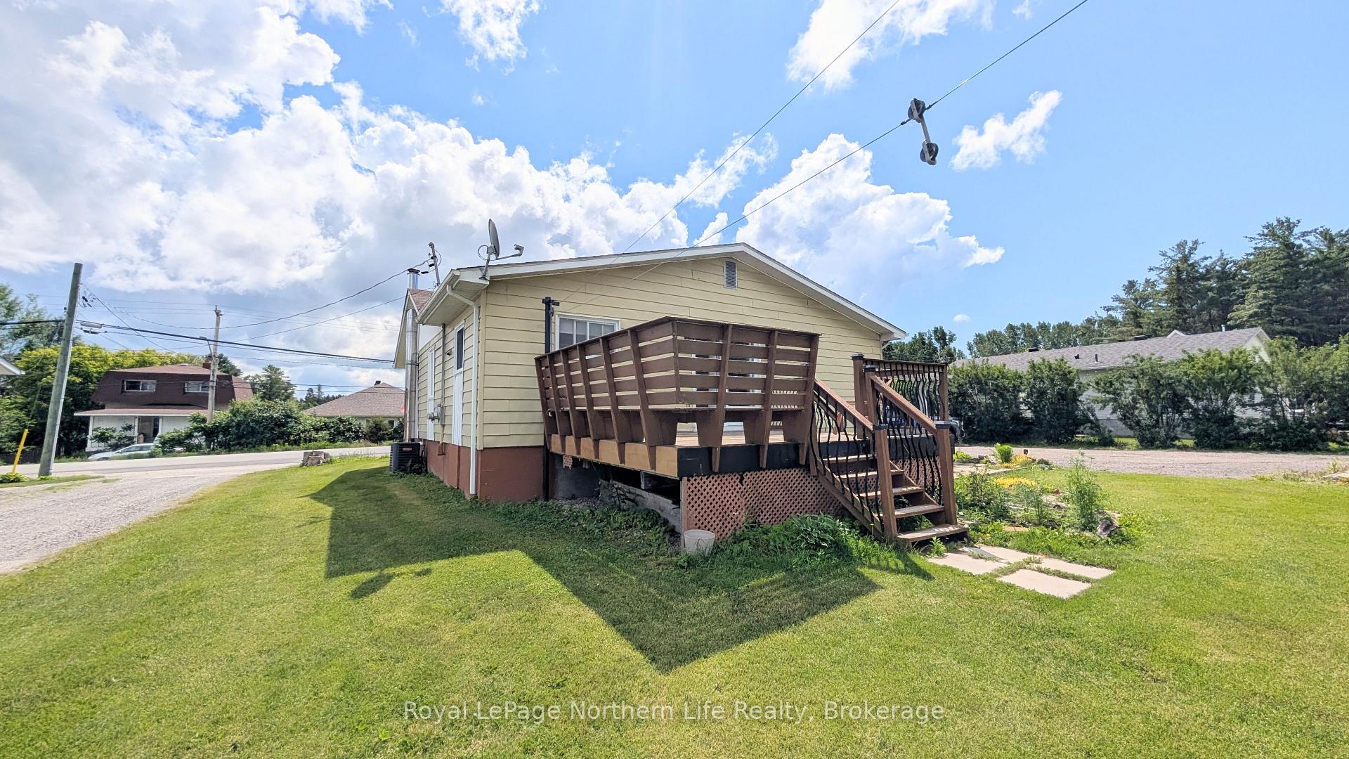 Photo 8 of 289 Dovercourt Road, West Nipissing, Sturgeon Falls — HOMEH