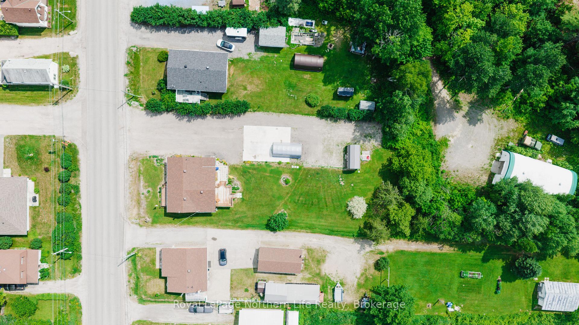 Photo 34 of 289 Dovercourt Road, West Nipissing, Sturgeon Falls — HOMEH