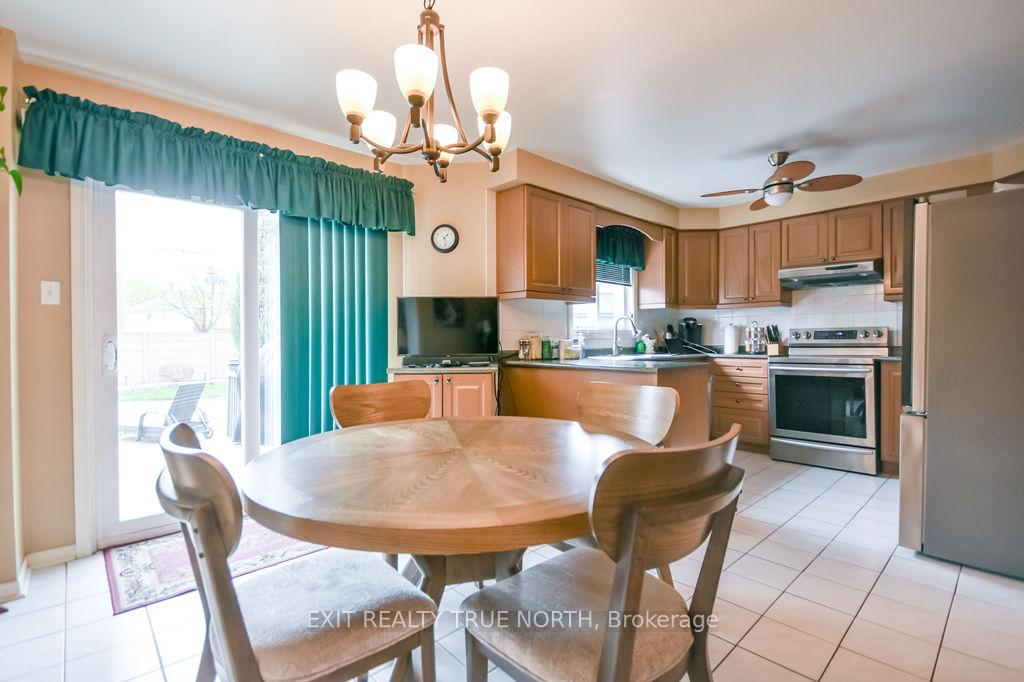 Photo 9 of 53 Etherington Crescent, Barrie, West Bayfield — HOMEH