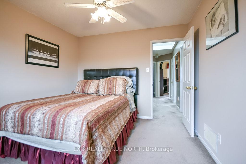 Photo 22 of 53 Etherington Crescent, Barrie, West Bayfield — HOMEH