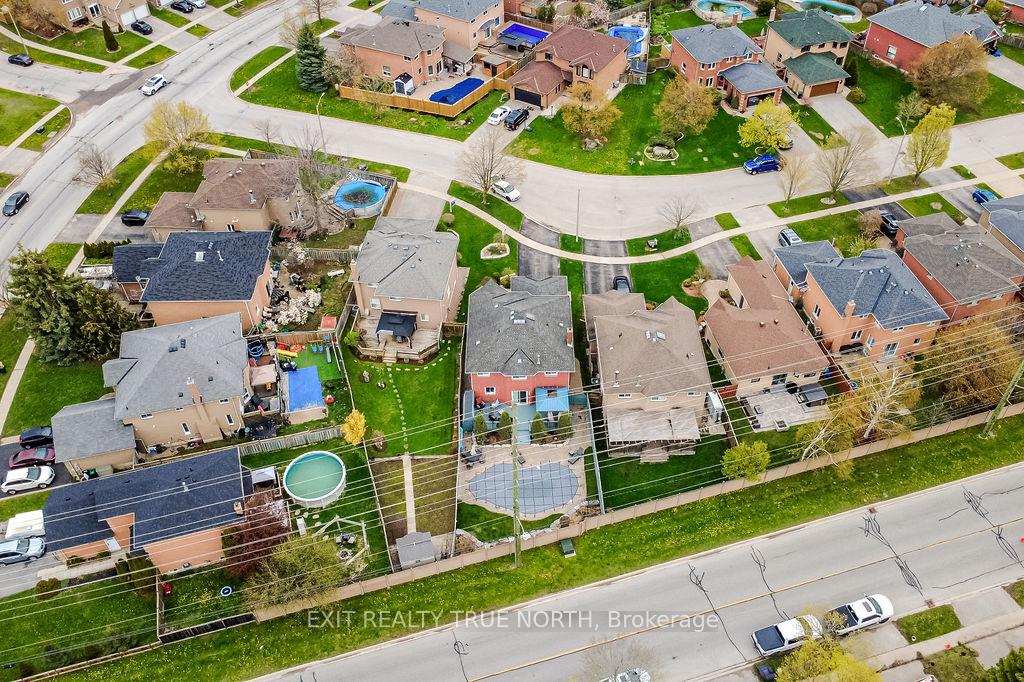 Photo 38 of 53 Etherington Crescent, Barrie, West Bayfield — HOMEH