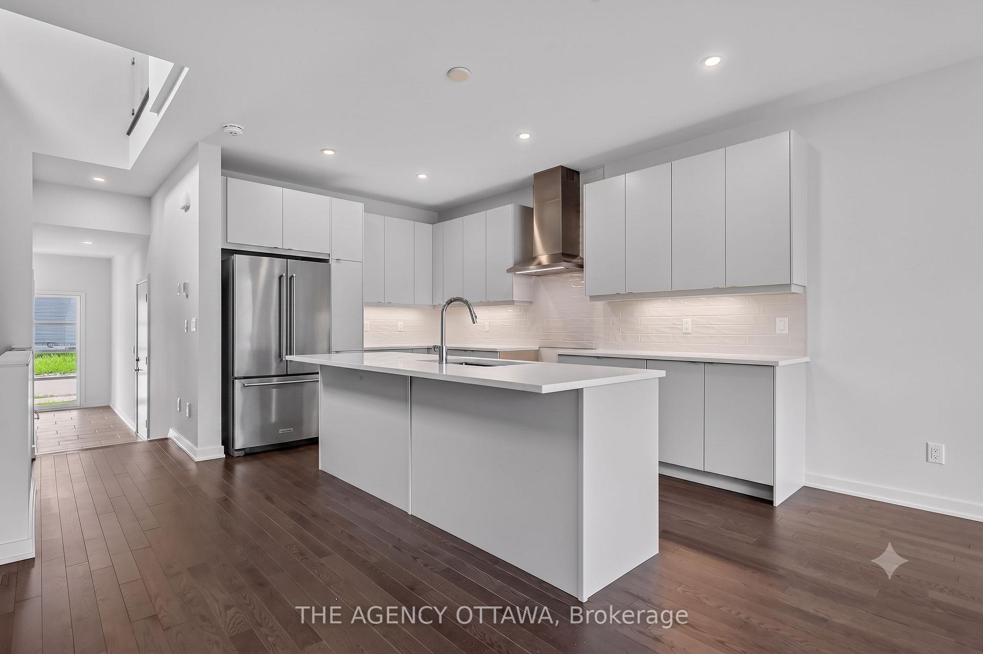 Photo 6 of 382 Walden Drive, Ottawa, Kanata - Kanata Lakes/Heritage Hills — HOMEH