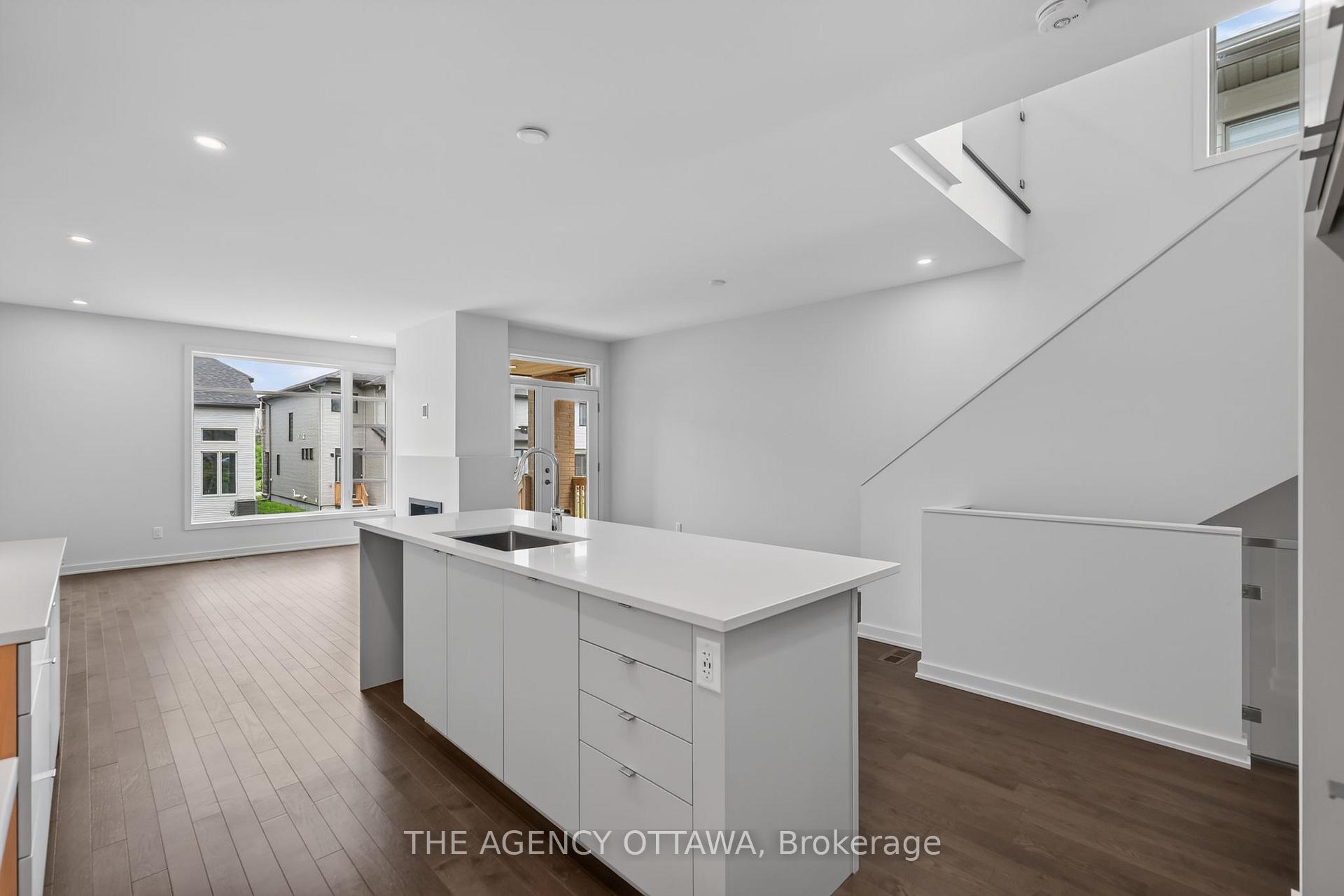 Photo 9 of 382 Walden Drive, Ottawa, Kanata - Kanata Lakes/Heritage Hills — HOMEH