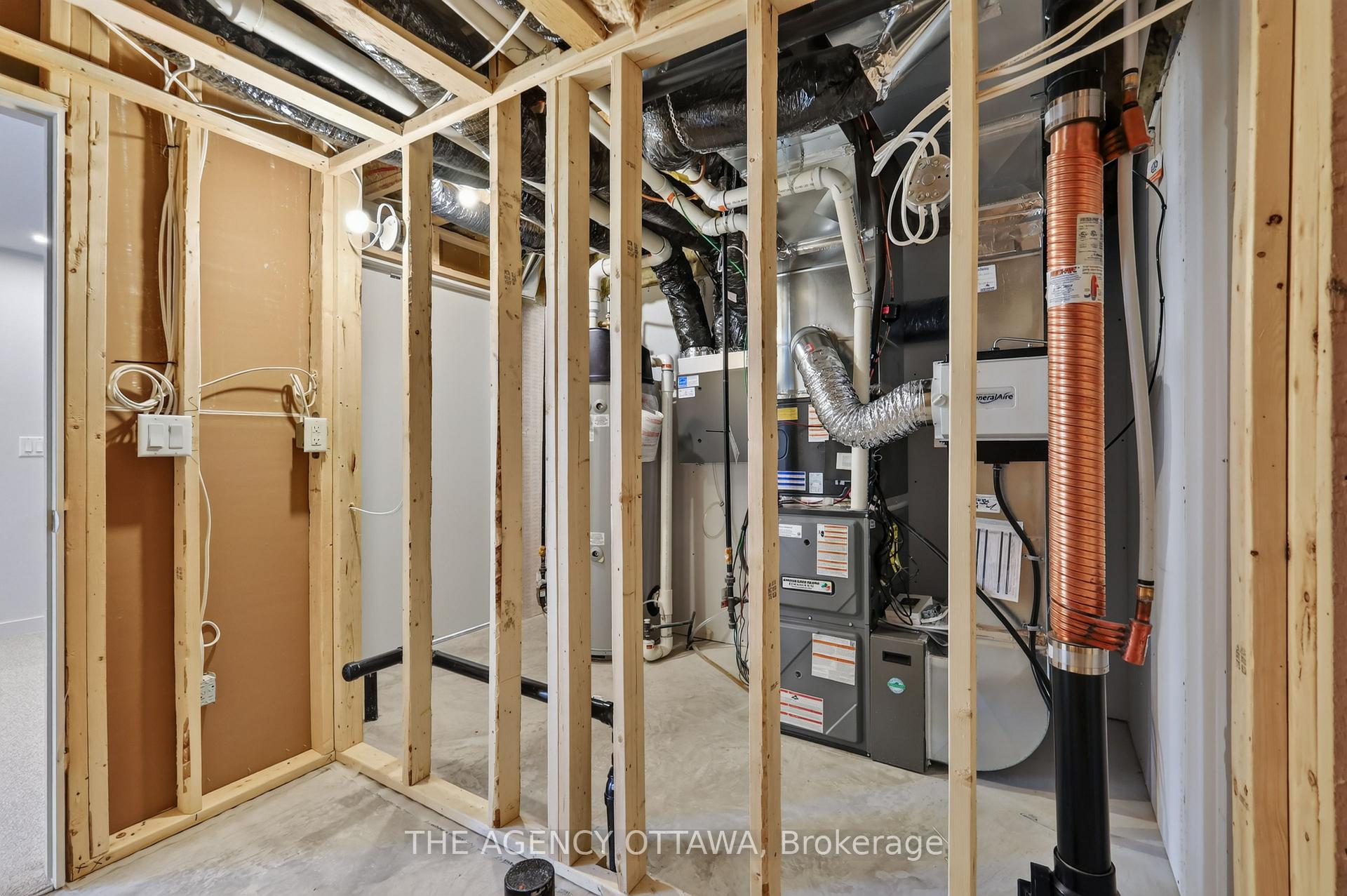 Photo 38 of 382 Walden Drive, Ottawa, Kanata - Kanata Lakes/Heritage Hills — HOMEH