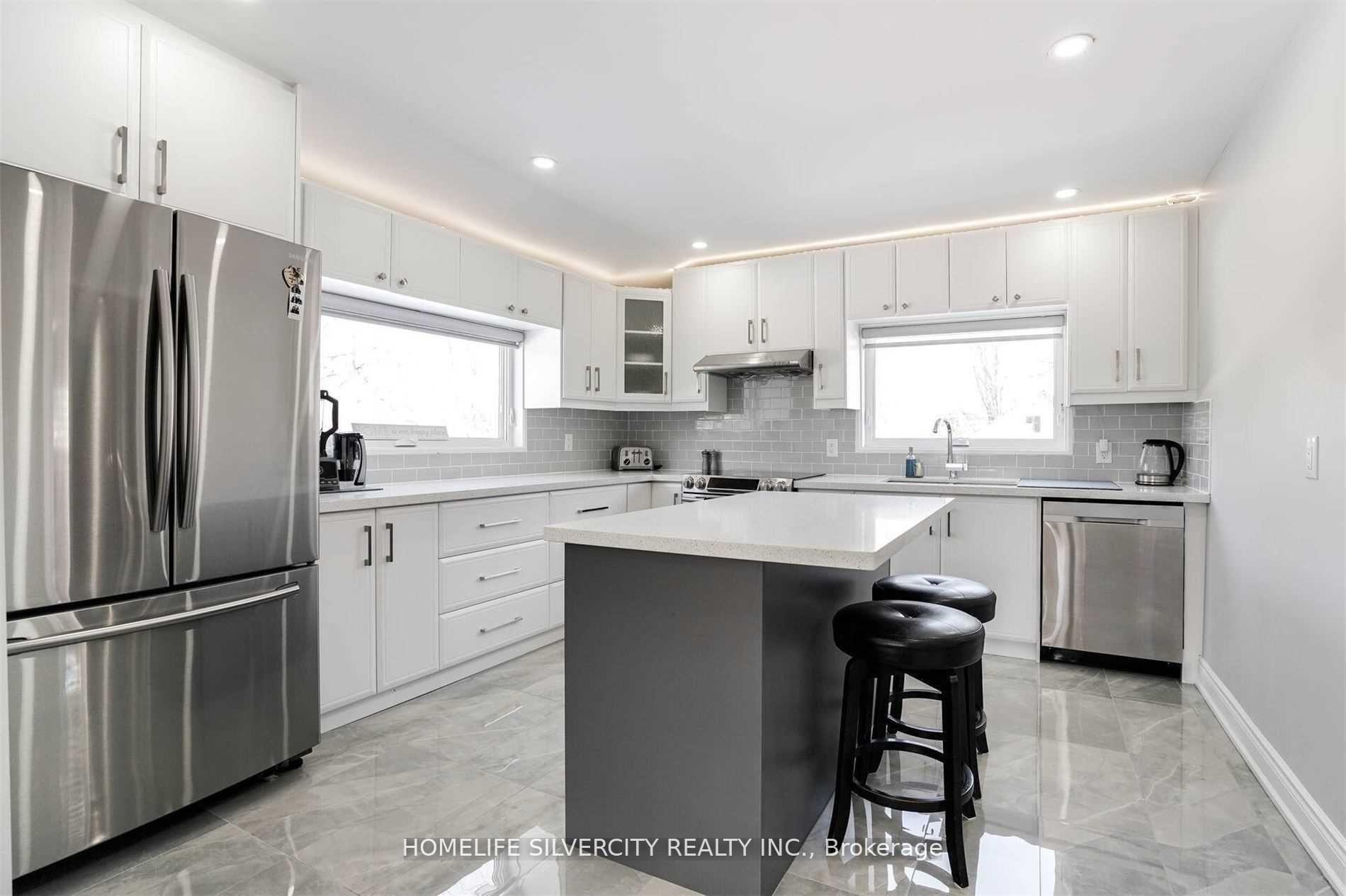 Photo 3 of 15831 Airport Road, Caledon, Caledon East — HOMEH