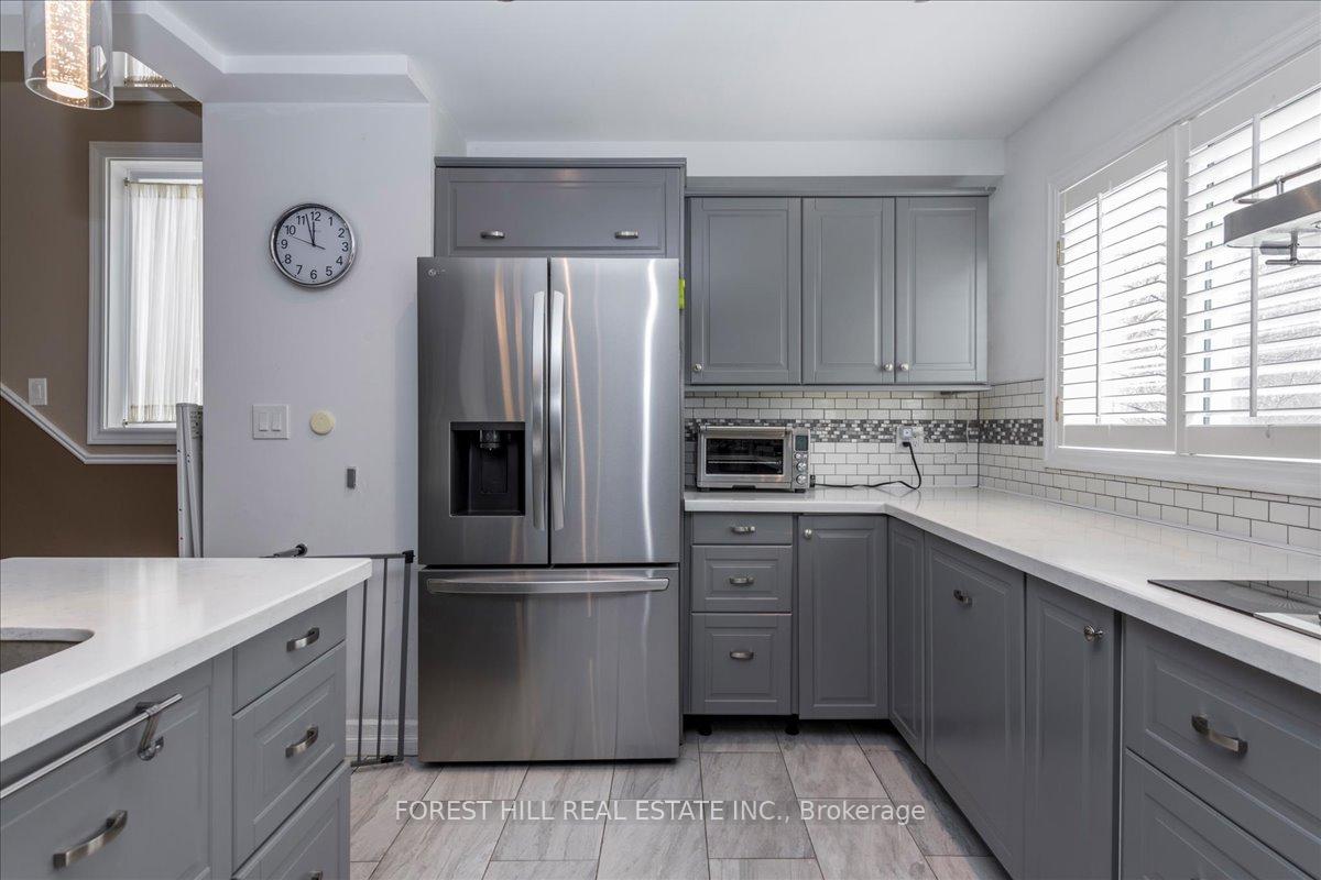 Photo 25 of Unit 8, 100 Laguna Parkway, Ramara, Brechin — HOMEH