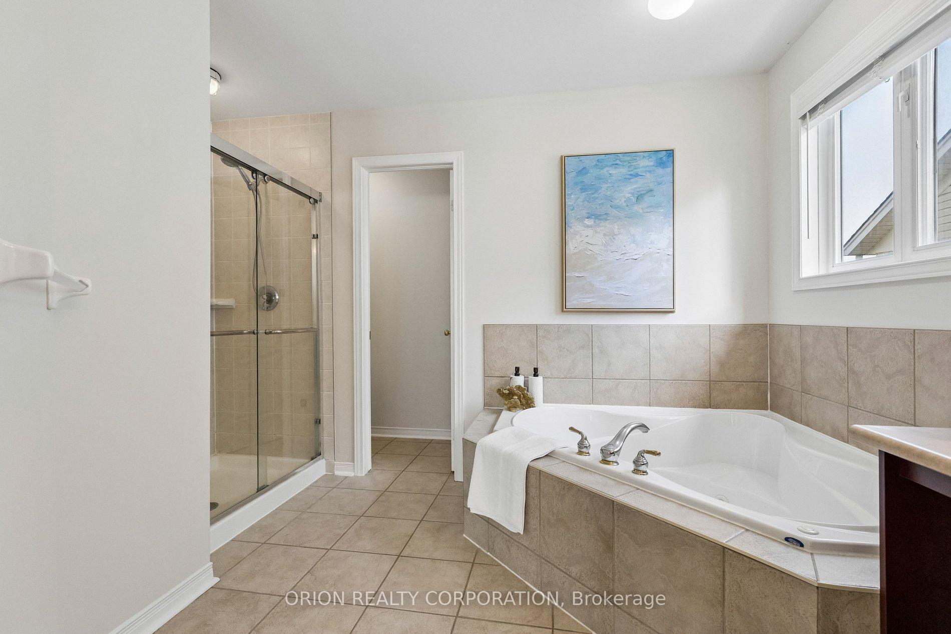 Photo 35 of 48 Apple Ridge Drive, Kitchener, Doon South — HOMEH
