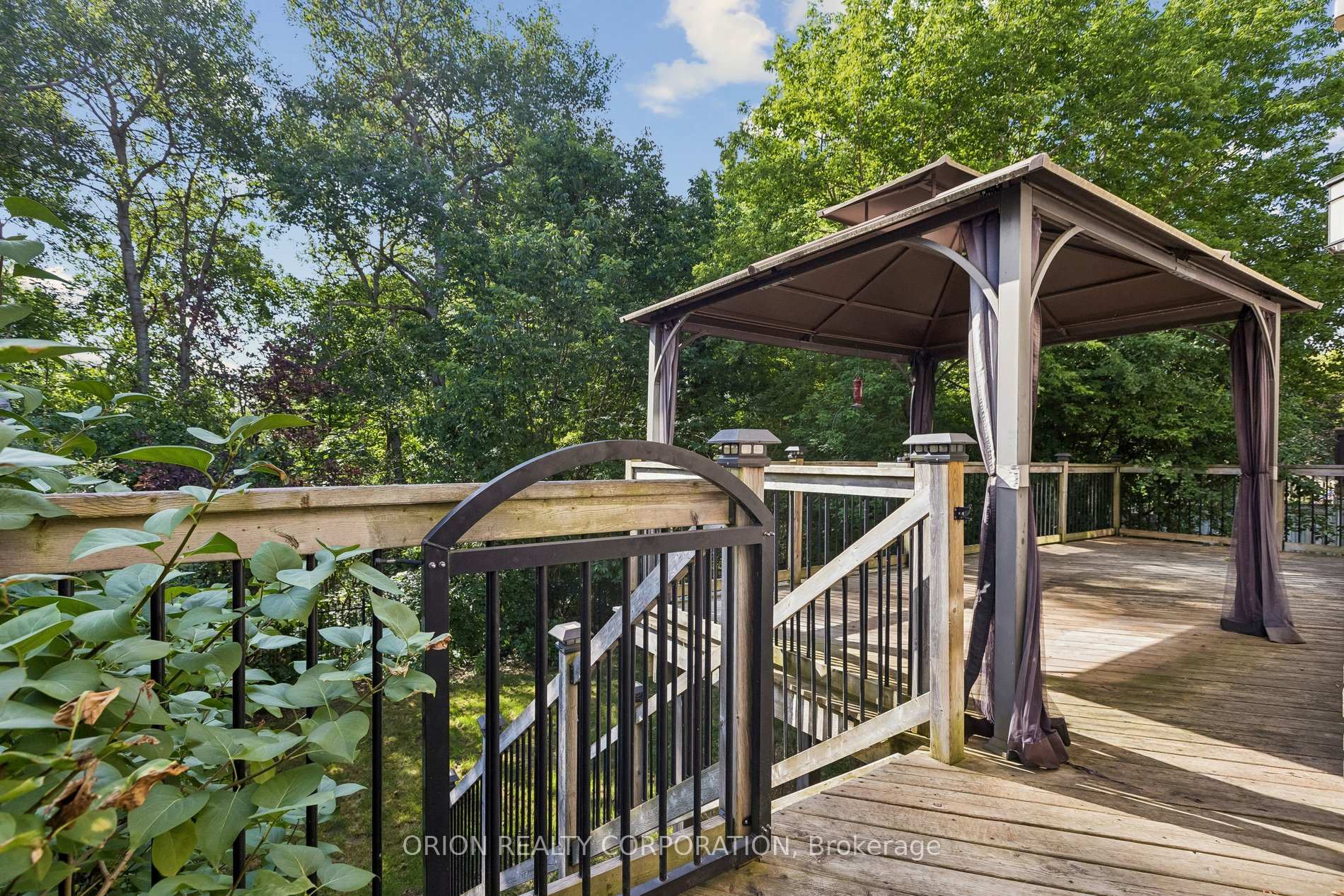 Photo 46 of 48 Apple Ridge Drive, Kitchener, Doon South — HOMEH