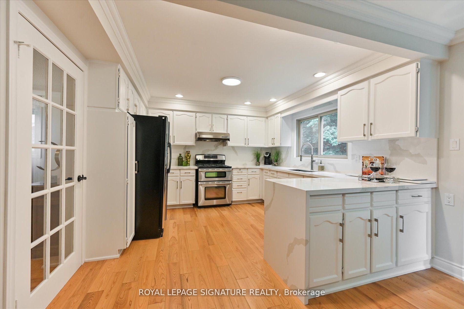 Photo 9 of 3417 Sanderling Crescent, Mississauga, Erin Mills — HOMEH