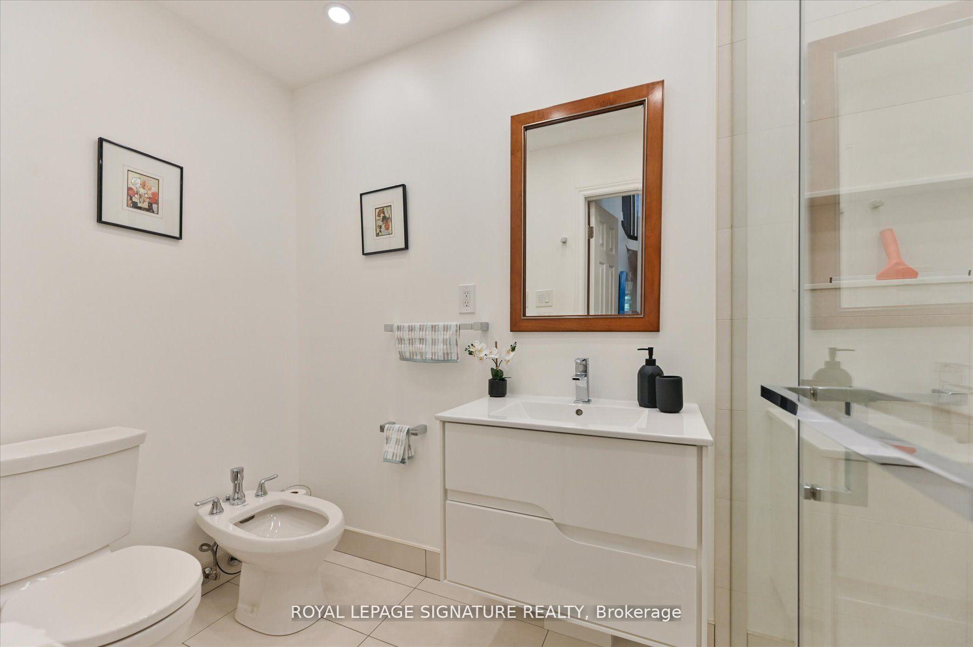 Photo 15 of 3417 Sanderling Crescent, Mississauga, Erin Mills — HOMEH