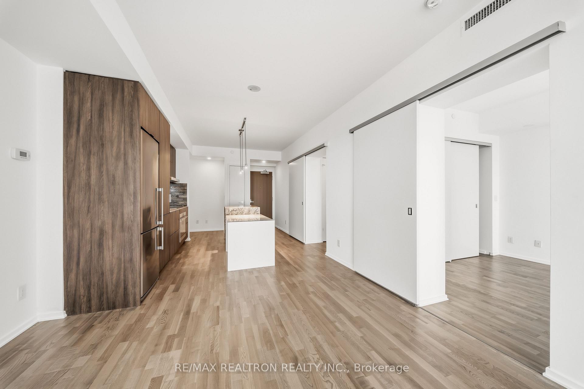 Photo 8 of Unit 3211, 1 bloor Street E, Toronto, Church-Yonge Corridor — HOMEH