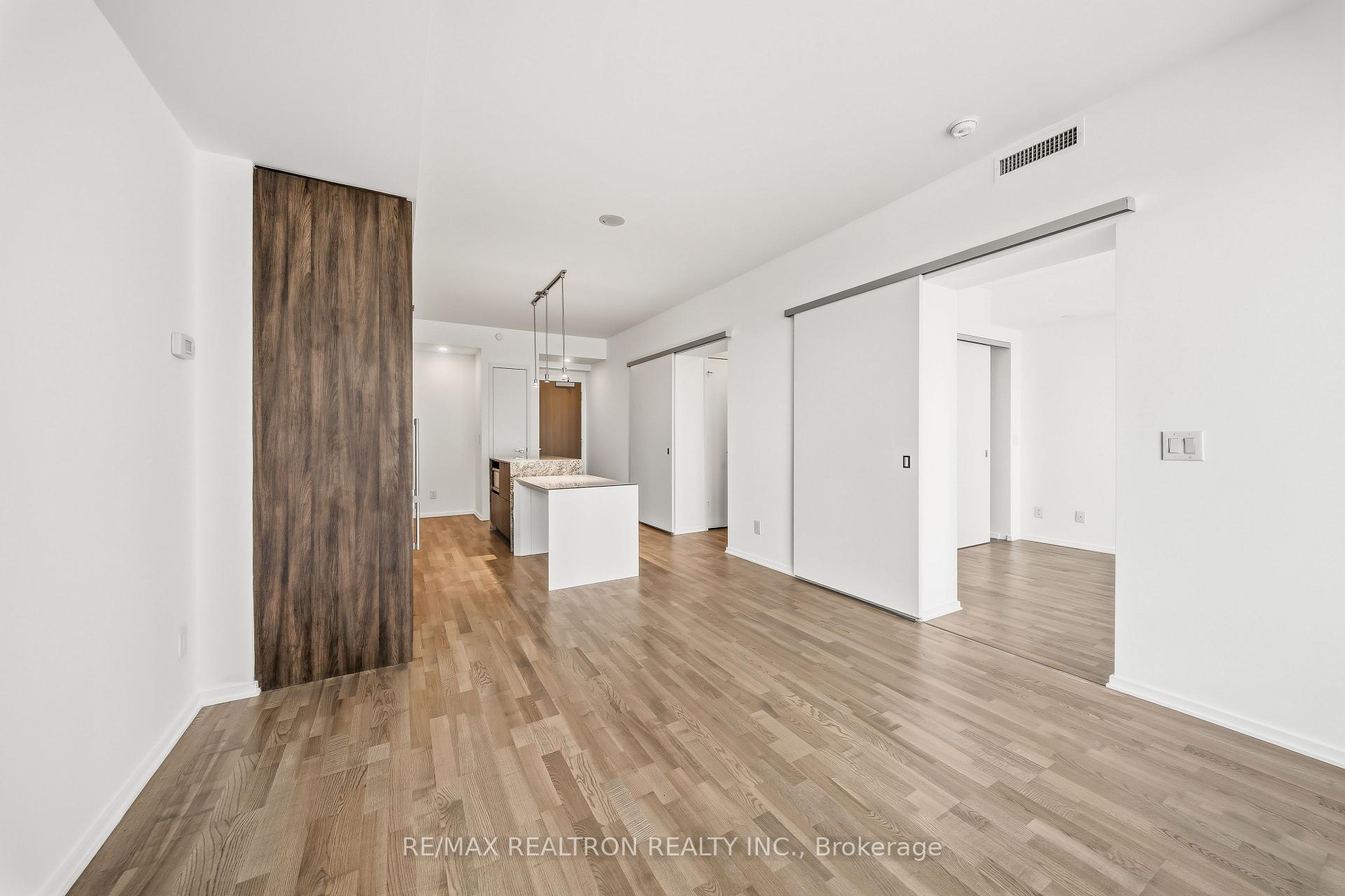 Photo 9 of Unit 3211, 1 bloor Street E, Toronto, Church-Yonge Corridor — HOMEH