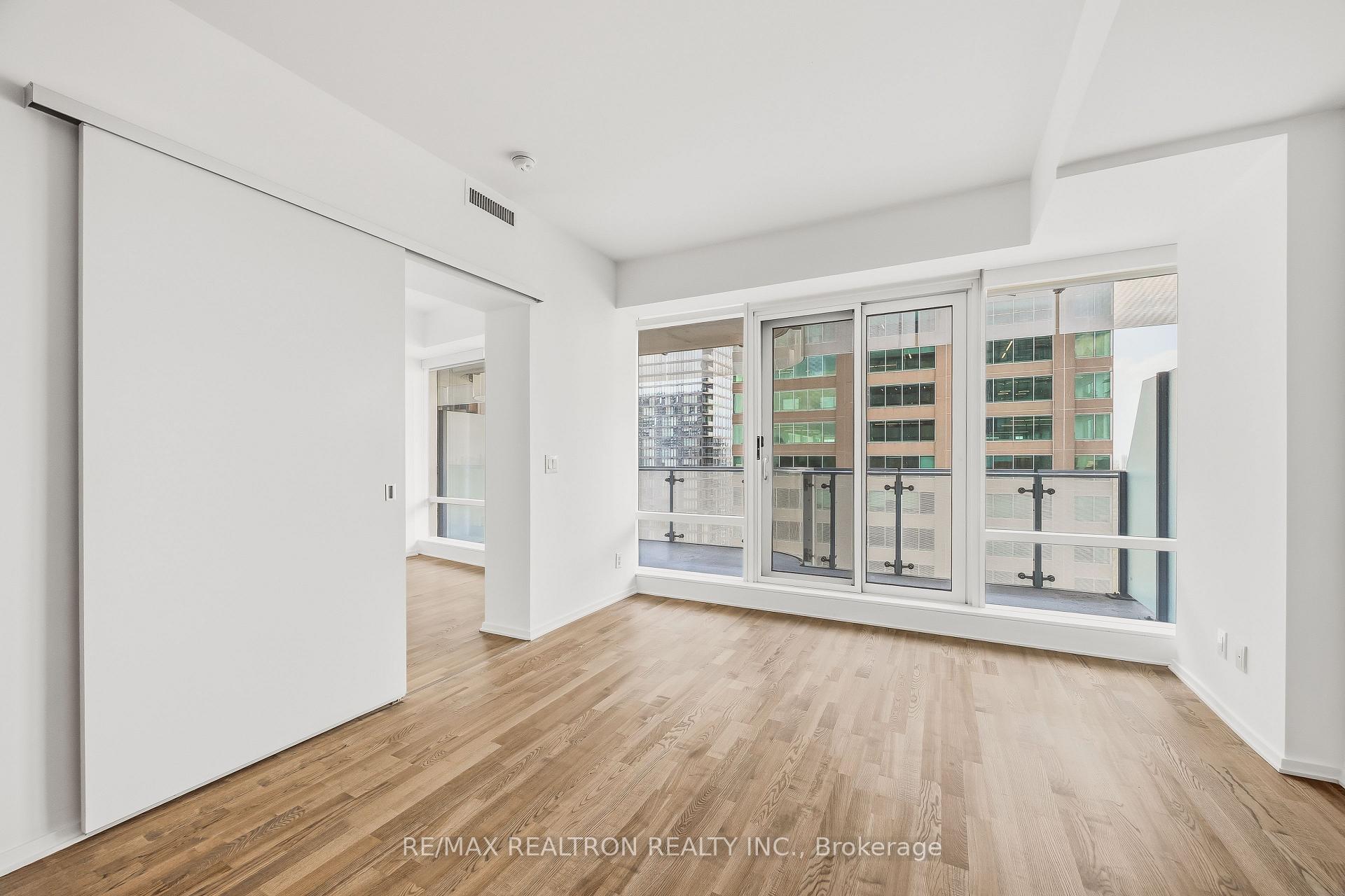 Photo 14 of Unit 3211, 1 bloor Street E, Toronto, Church-Yonge Corridor — HOMEH