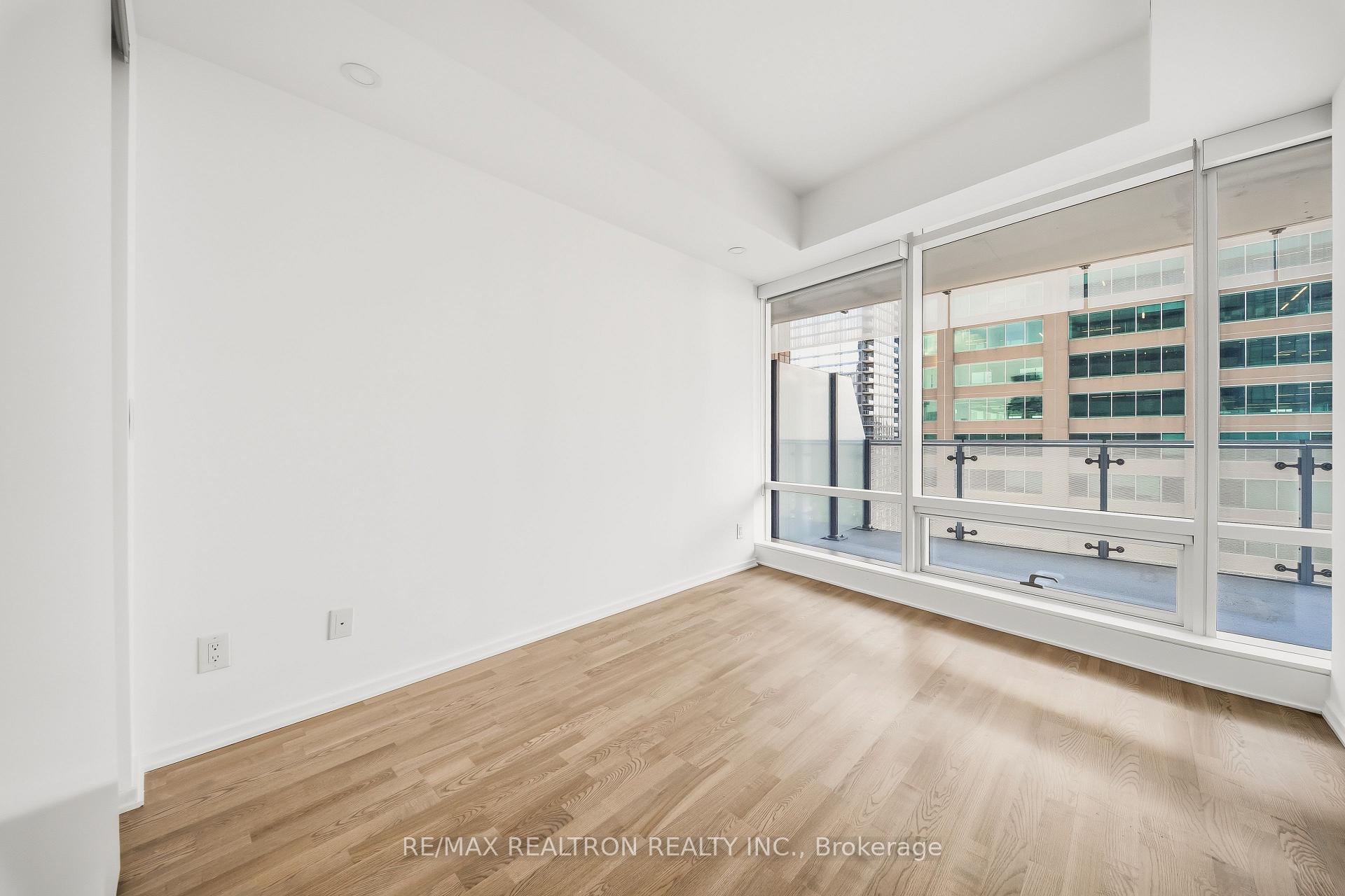 Photo 16 of Unit 3211, 1 bloor Street E, Toronto, Church-Yonge Corridor — HOMEH