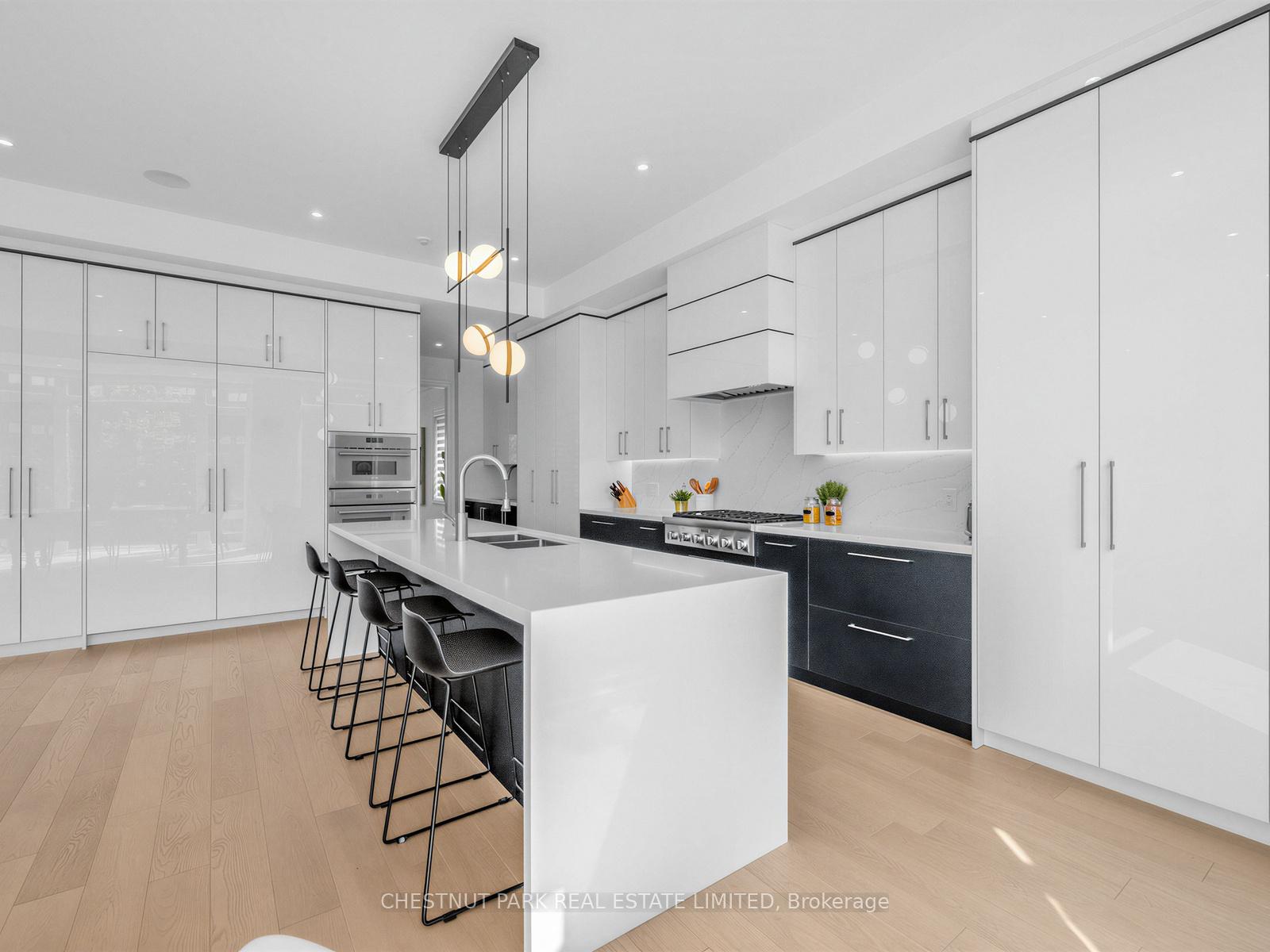 Photo 15 of 86 Lynnhaven Road, Toronto, Englemount-Lawrence — HOMEH