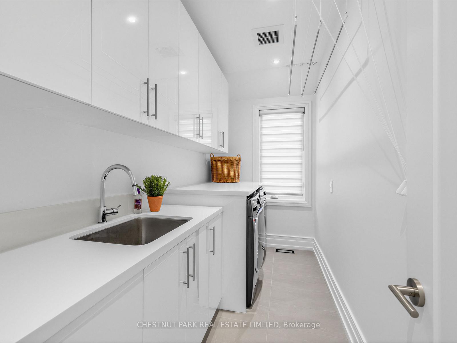 Photo 27 of 86 Lynnhaven Road, Toronto, Englemount-Lawrence — HOMEH