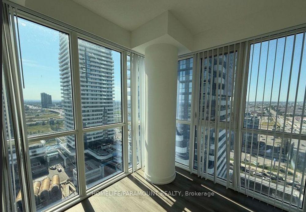 Photo 2 of Unit 1705, 28 Interchange Way, Vaughan, Vaughan Corporate Centre — HOMEH