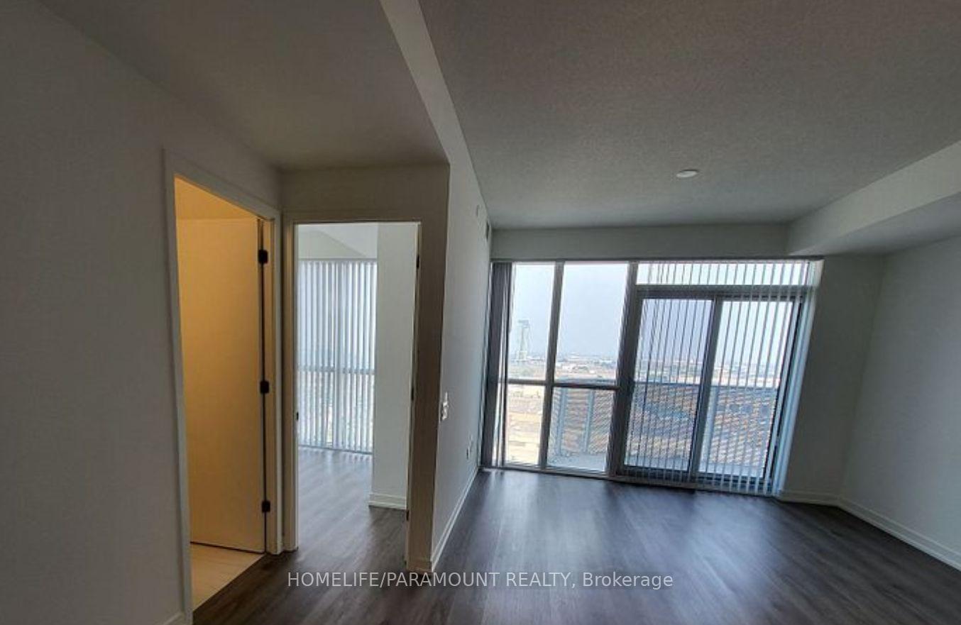 Photo 4 of Unit 1705, 28 Interchange Way, Vaughan, Vaughan Corporate Centre — HOMEH