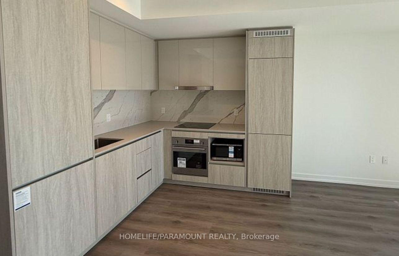 Photo 8 of Unit 1705, 28 Interchange Way, Vaughan, Vaughan Corporate Centre — HOMEH