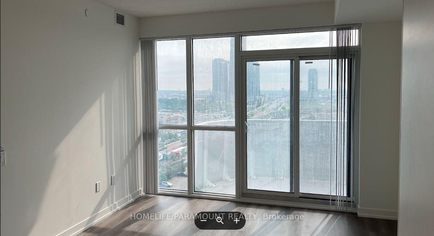 Photo 10 of Unit 1705, 28 Interchange Way, Vaughan, Vaughan Corporate Centre — HOMEH