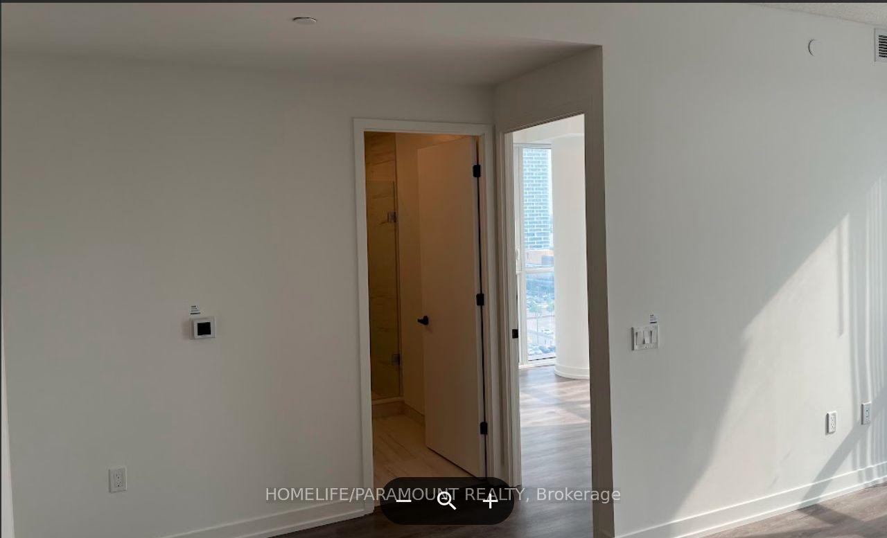 Photo 13 of Unit 1705, 28 Interchange Way, Vaughan, Vaughan Corporate Centre — HOMEH